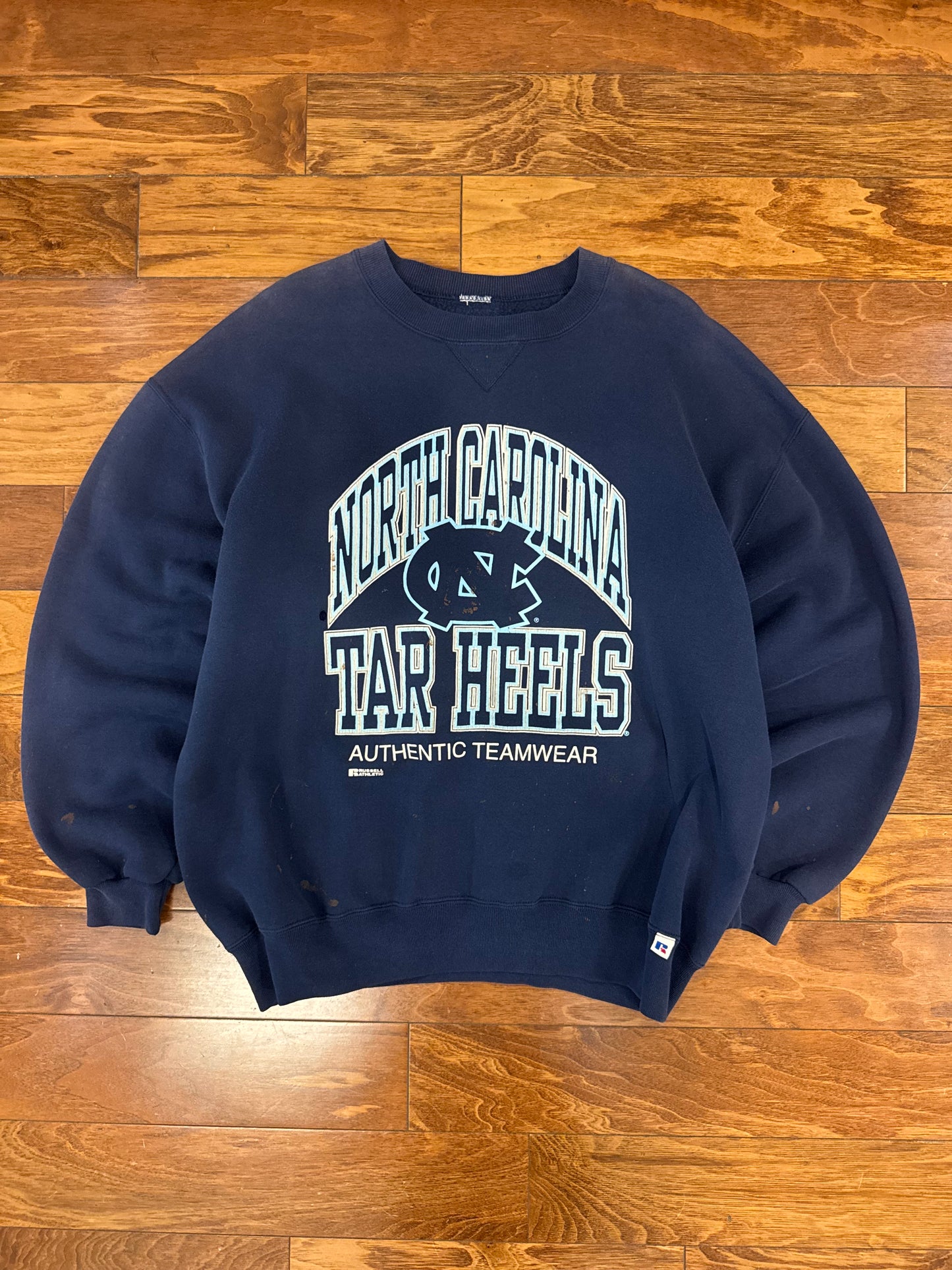 90s UNC Thrashed Vintage Russell Crewneck (XL)