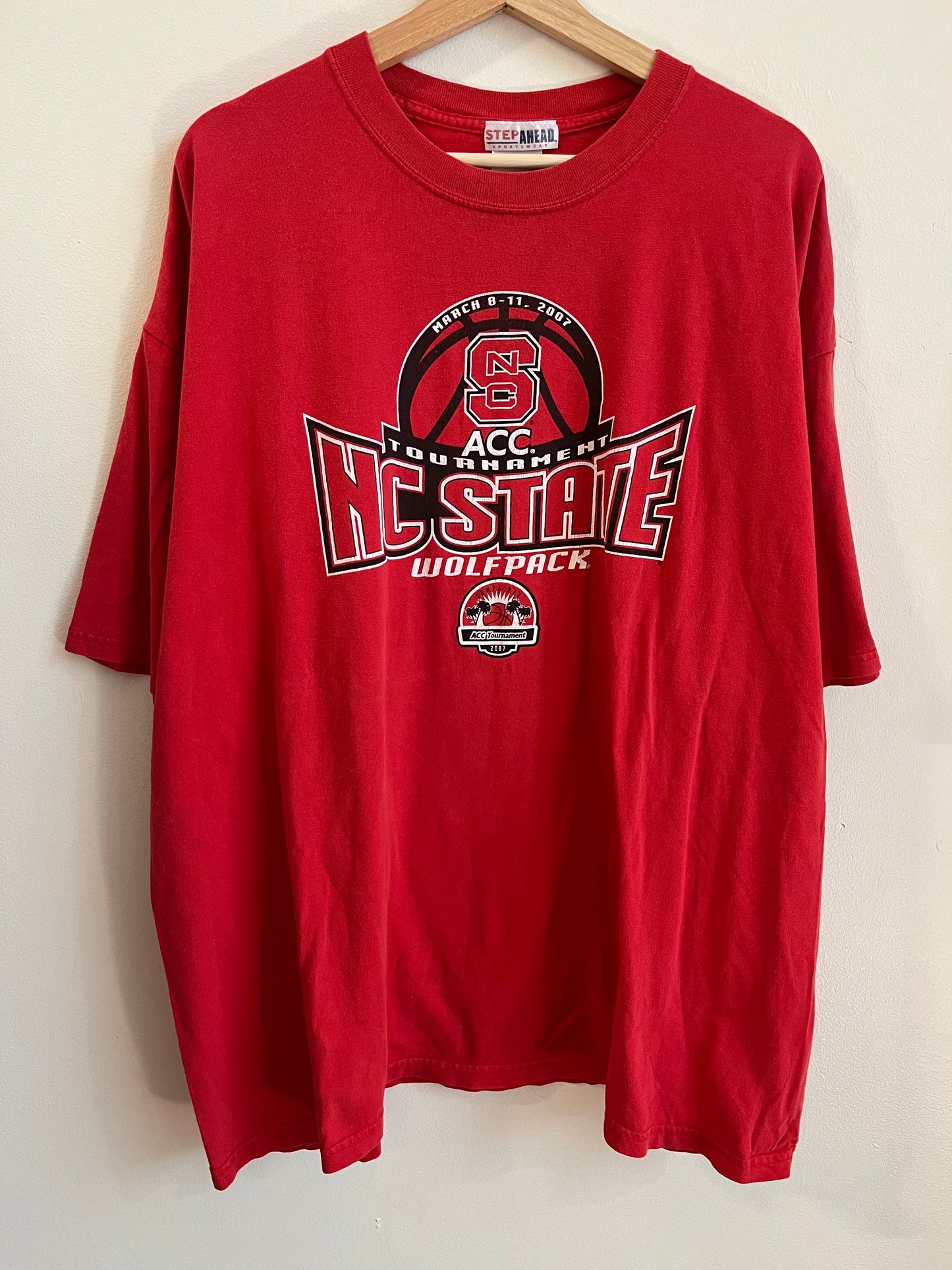 2007 NC State Wolfpack ACC Tournament Tee (XXL)