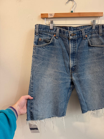 90s Levi's 505 Orange Tab Mud Wash Shorts (36)