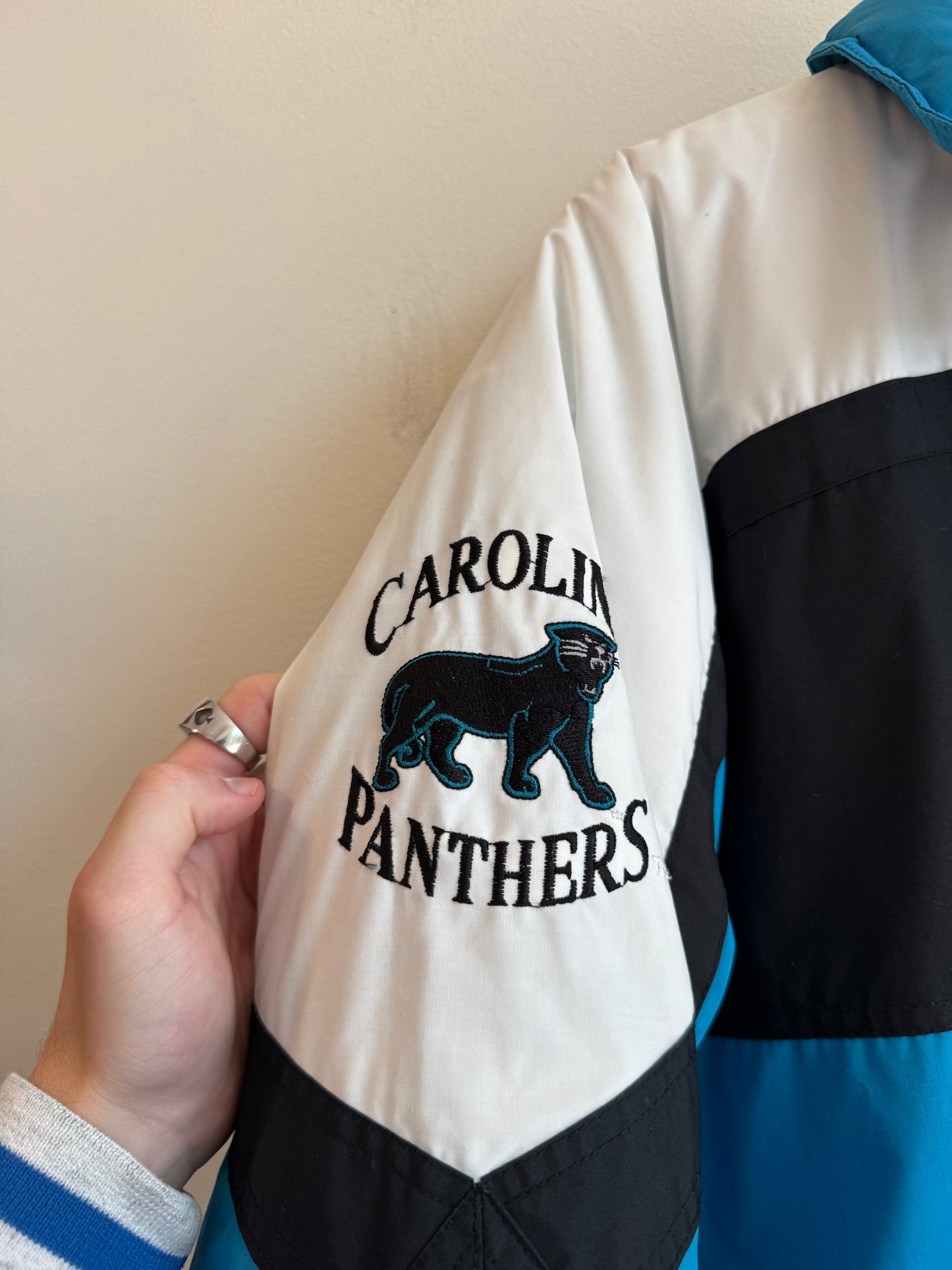 90s Carolina Panthers Nutmeg Embroidered Puffer Jacket (M)