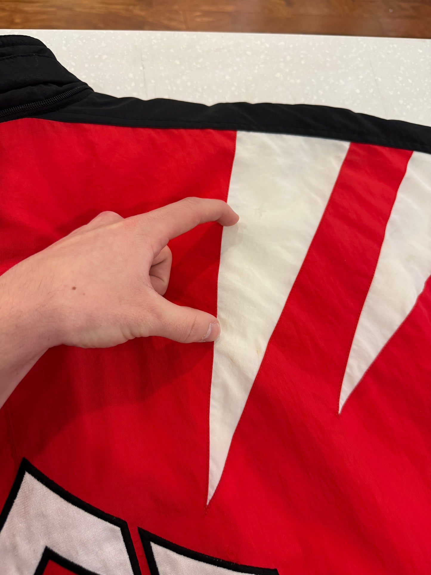 90s NC State (NCSU) Apex Shark Tooth Puffer Jacket (L)