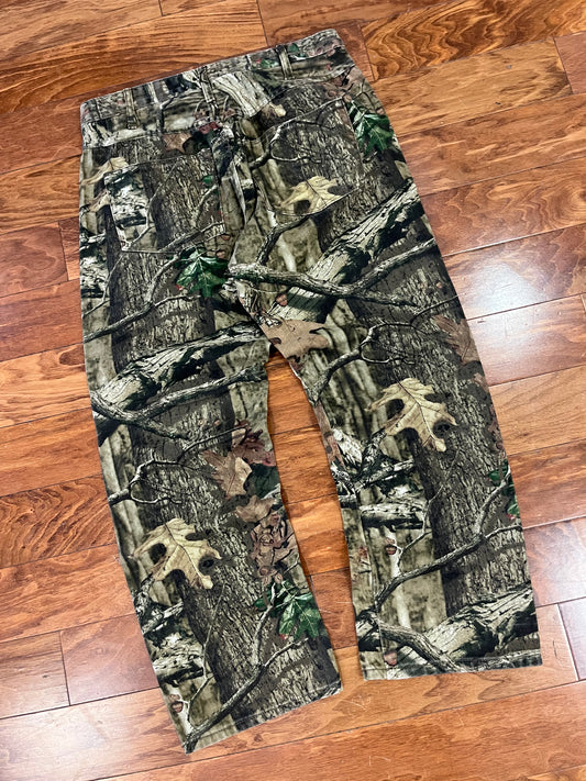 00s Camo Mossy Oak Break Up Pants (34 x 30)