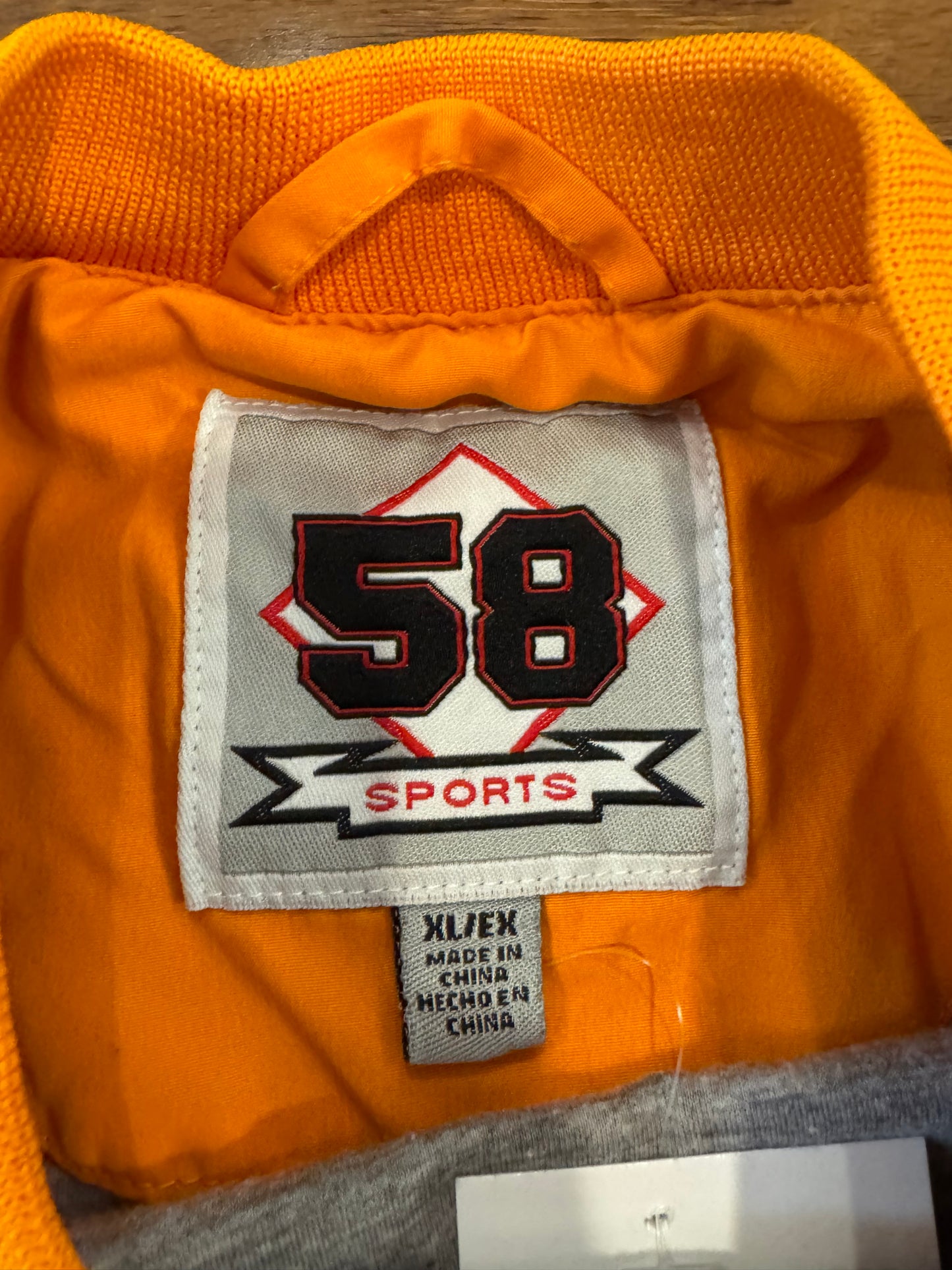 90s Tennessee Volunteers Embroidered Windbreaker (XL)