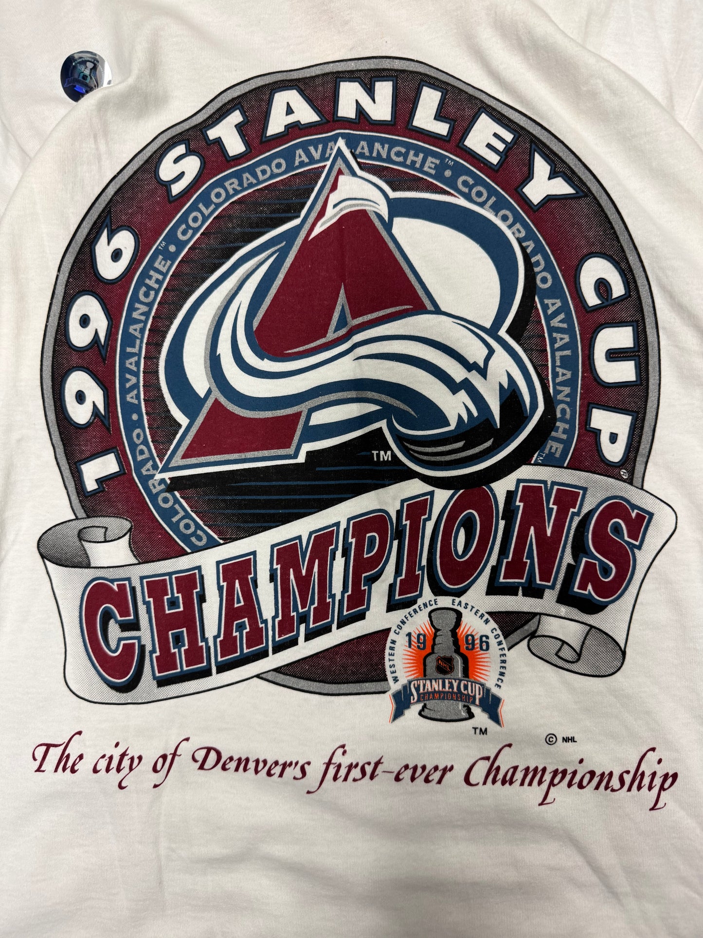 1996 Colorado Avalanche Stanley Cup Champions Vintage Deadstock NHL Tee (L)