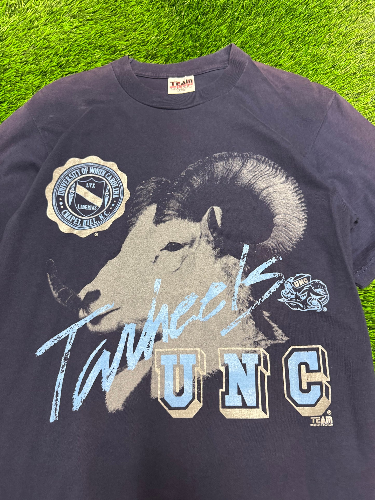 90s UNC Chapel Hill Tar Heels Team Edition Vintage College University Tee (L)