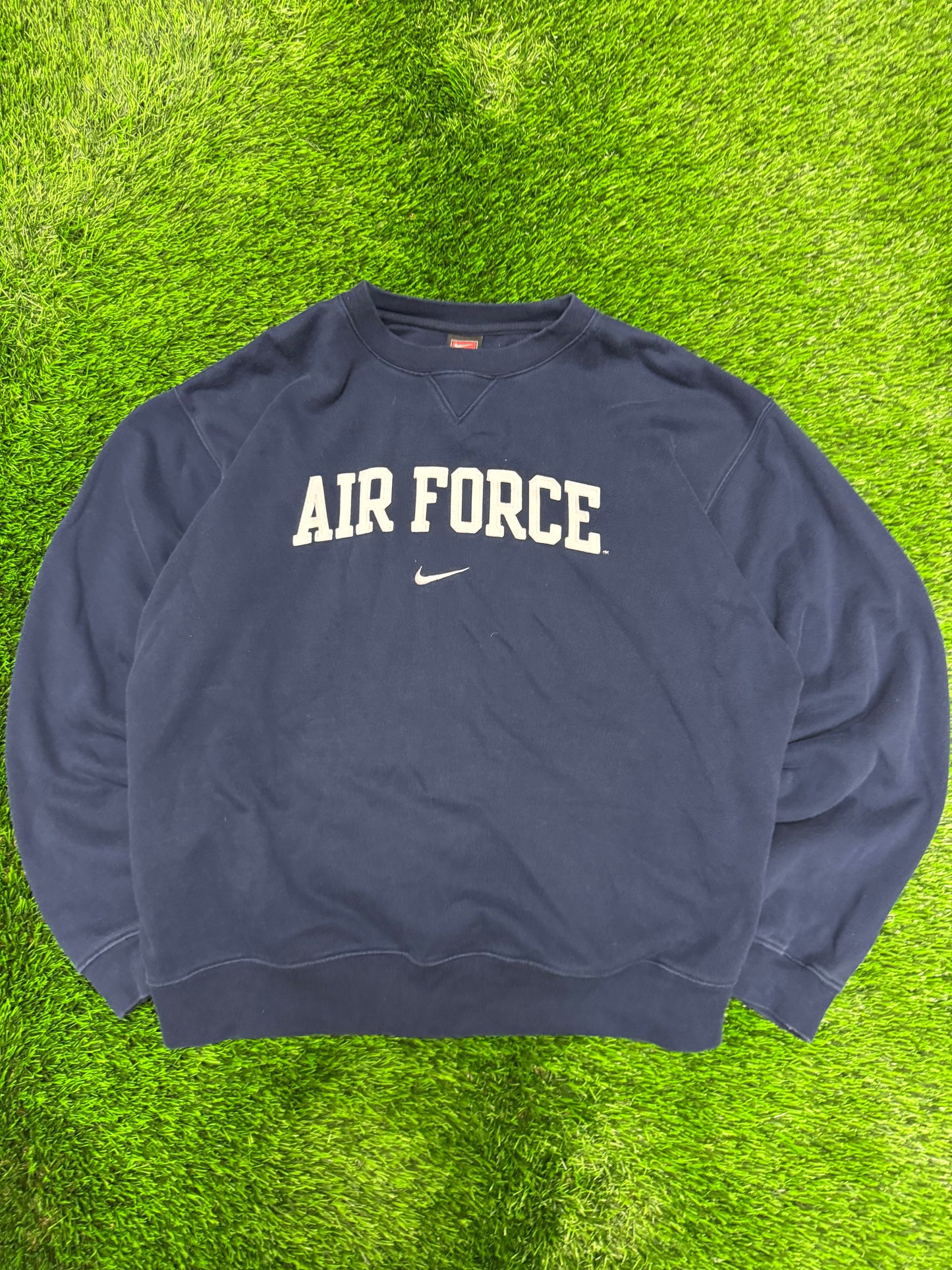 00s Air Force University Vintage Nike Center Swoosh Crewneck (L)