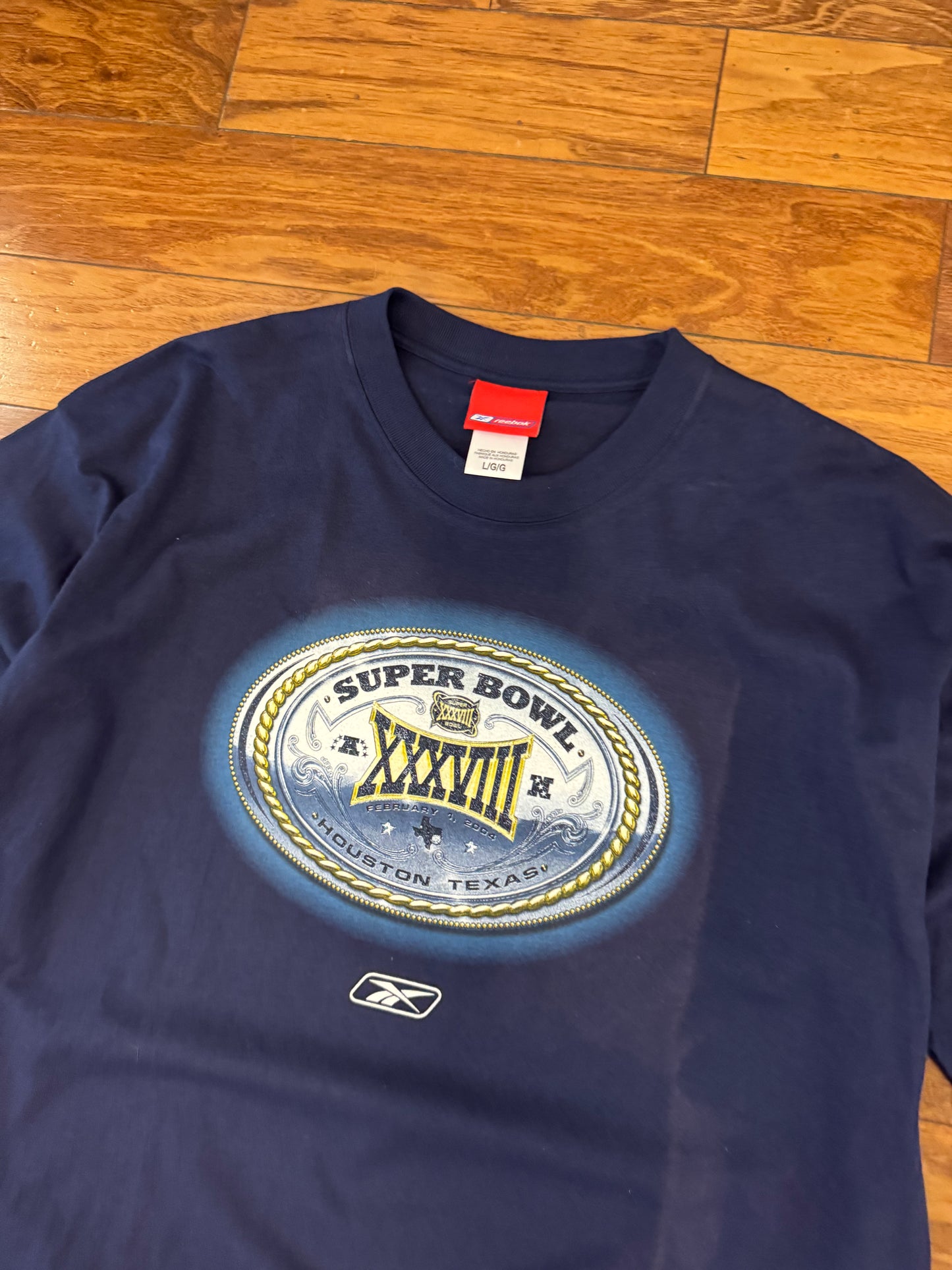 2004 New England Patriots VS Carolina Panthers Super Bowl Reebok Cropped Tee (L)