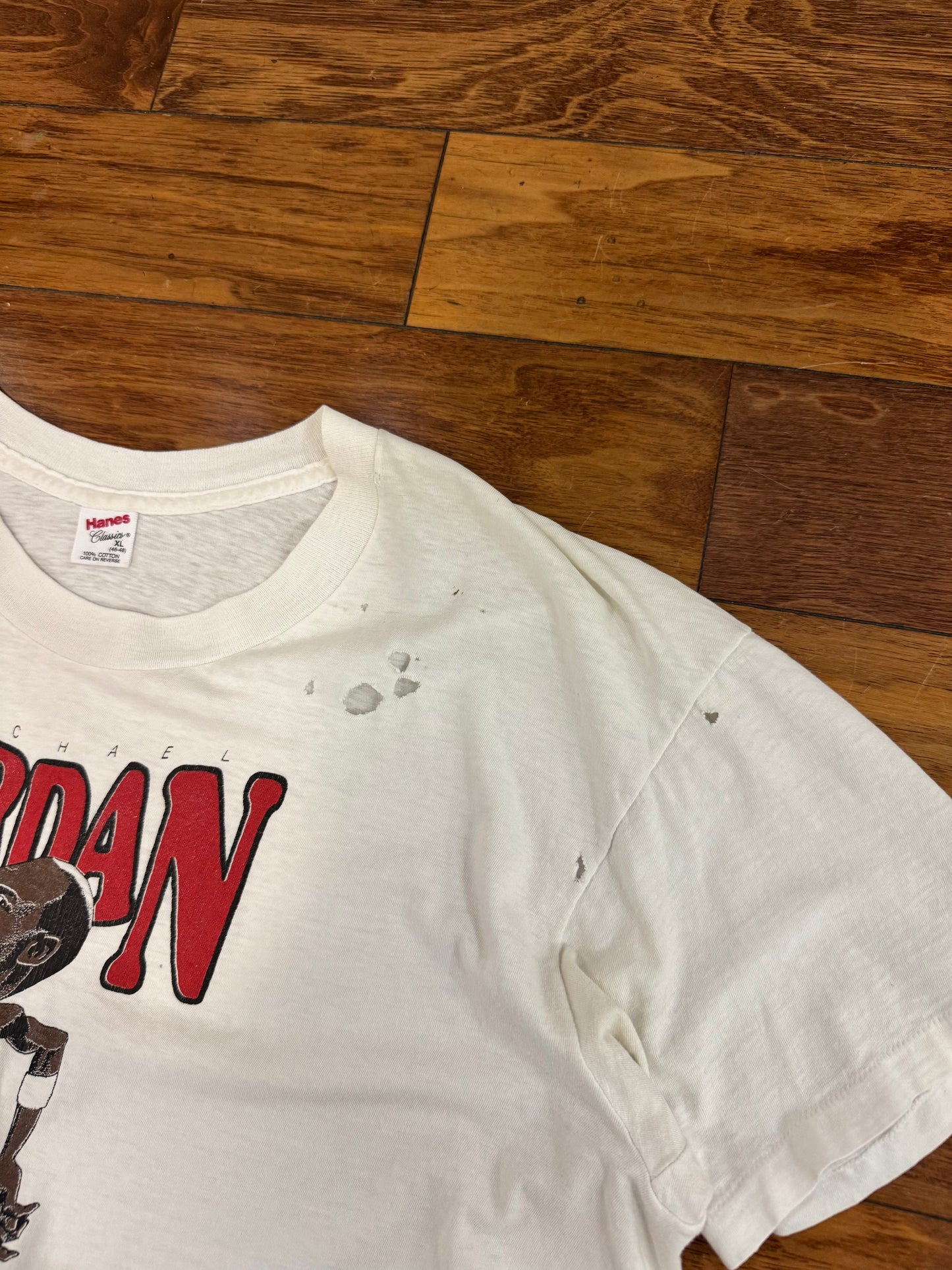 90s Michael Jordan Chicago Bulls Dunk Caricature Thrashed Vintage Cropped Tee (XL)