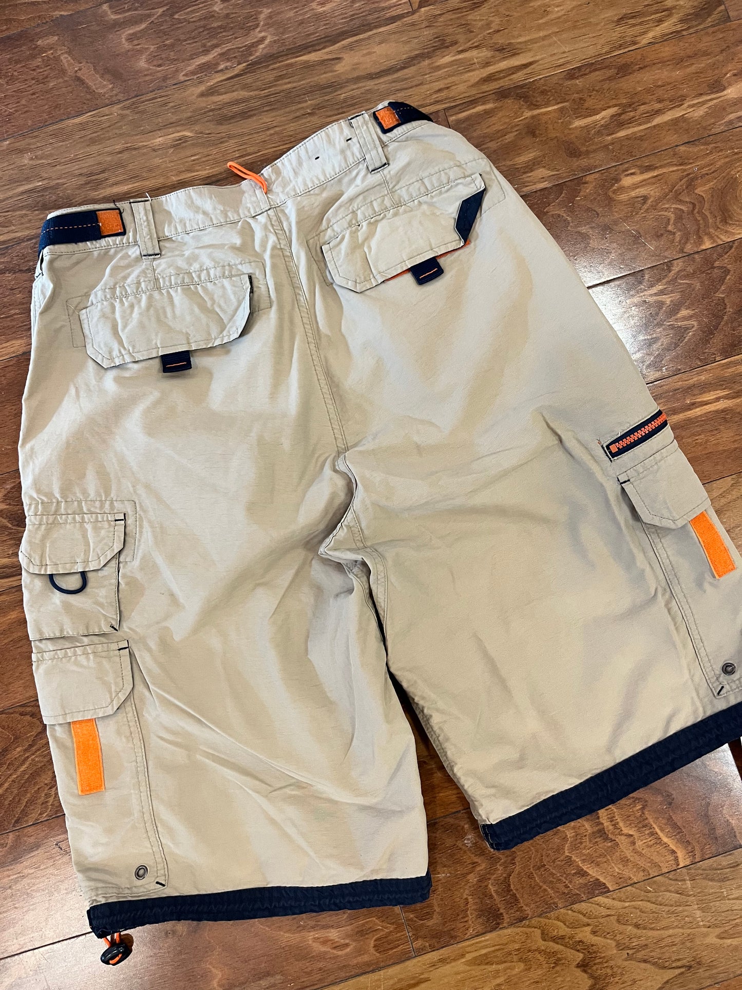 00s No Boundaries Hiking Shorts (32)