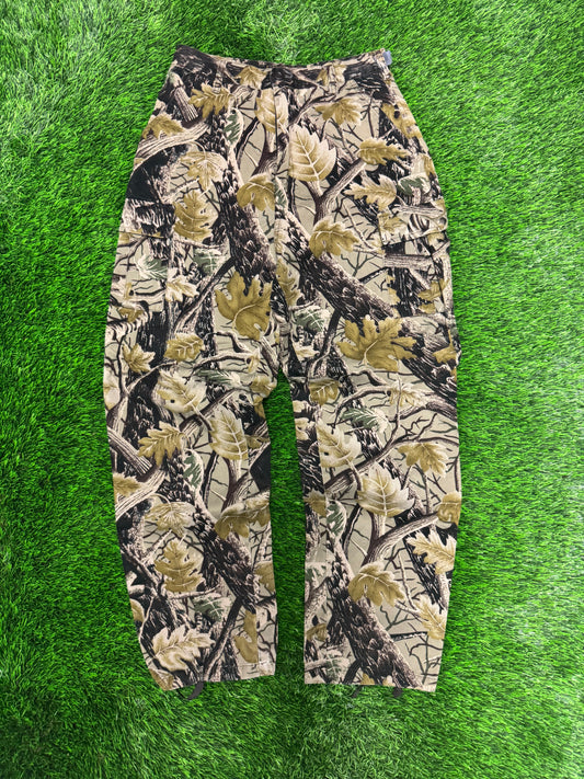 00s Master Sportsman Vintage Camo Pants (27 x 28)
