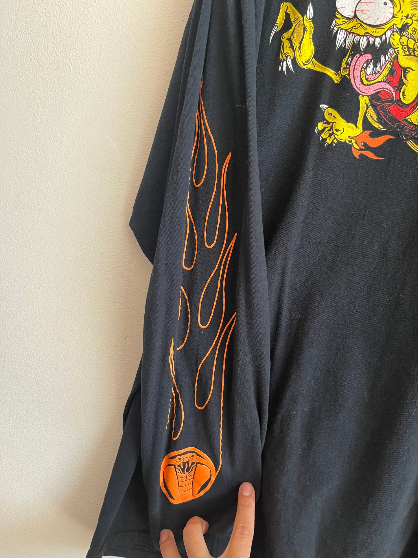 2022 Broken Promises Flames Exclusive Zumiez Long-Sleeve Shirt (XL)