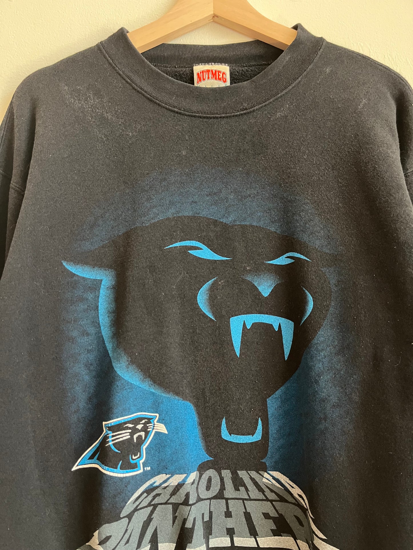 1993 Carolina Panthers Nutmeg Big Face NFL Crewneck (M)