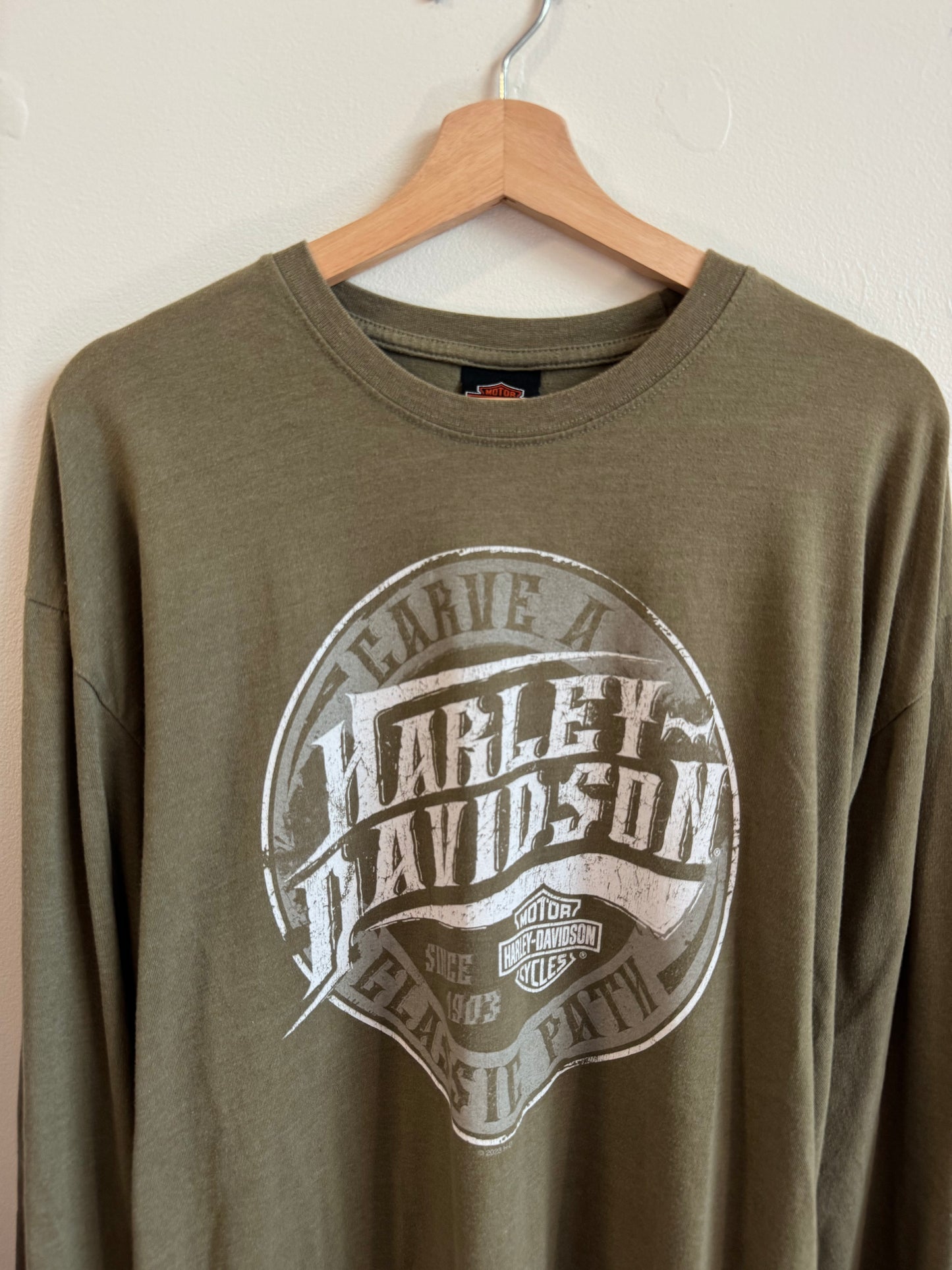 Harley Davidson Black Widow Long Sleeve Shirt (XL)