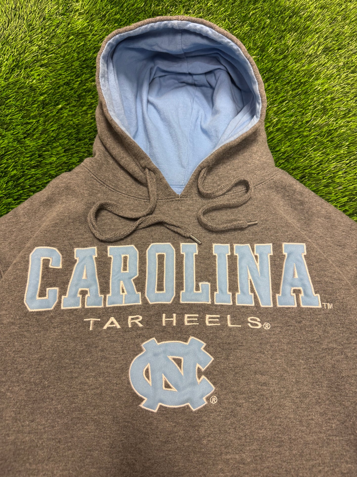 00s University Of North Carolina (UNC) Embroidered Vintage Hoodie (M)