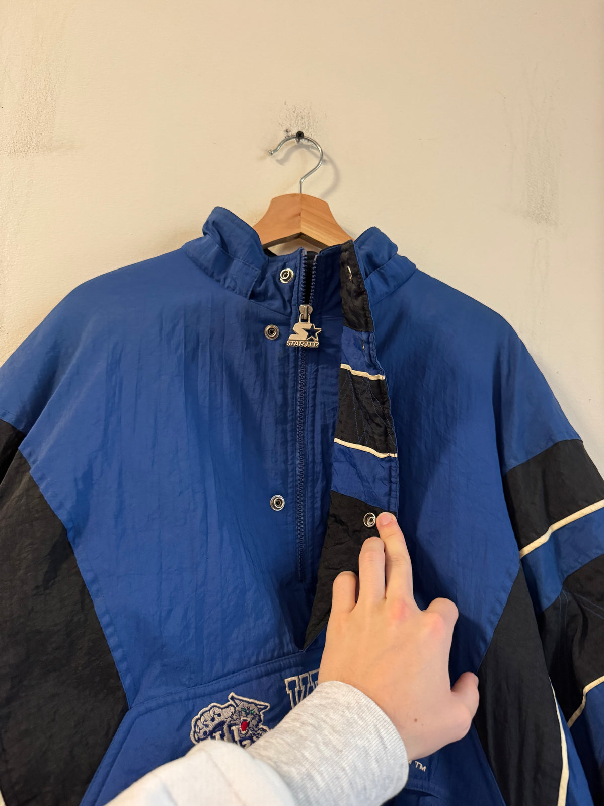 90s University of Kentucky Vintage Starter Puffer Jacket (XL)