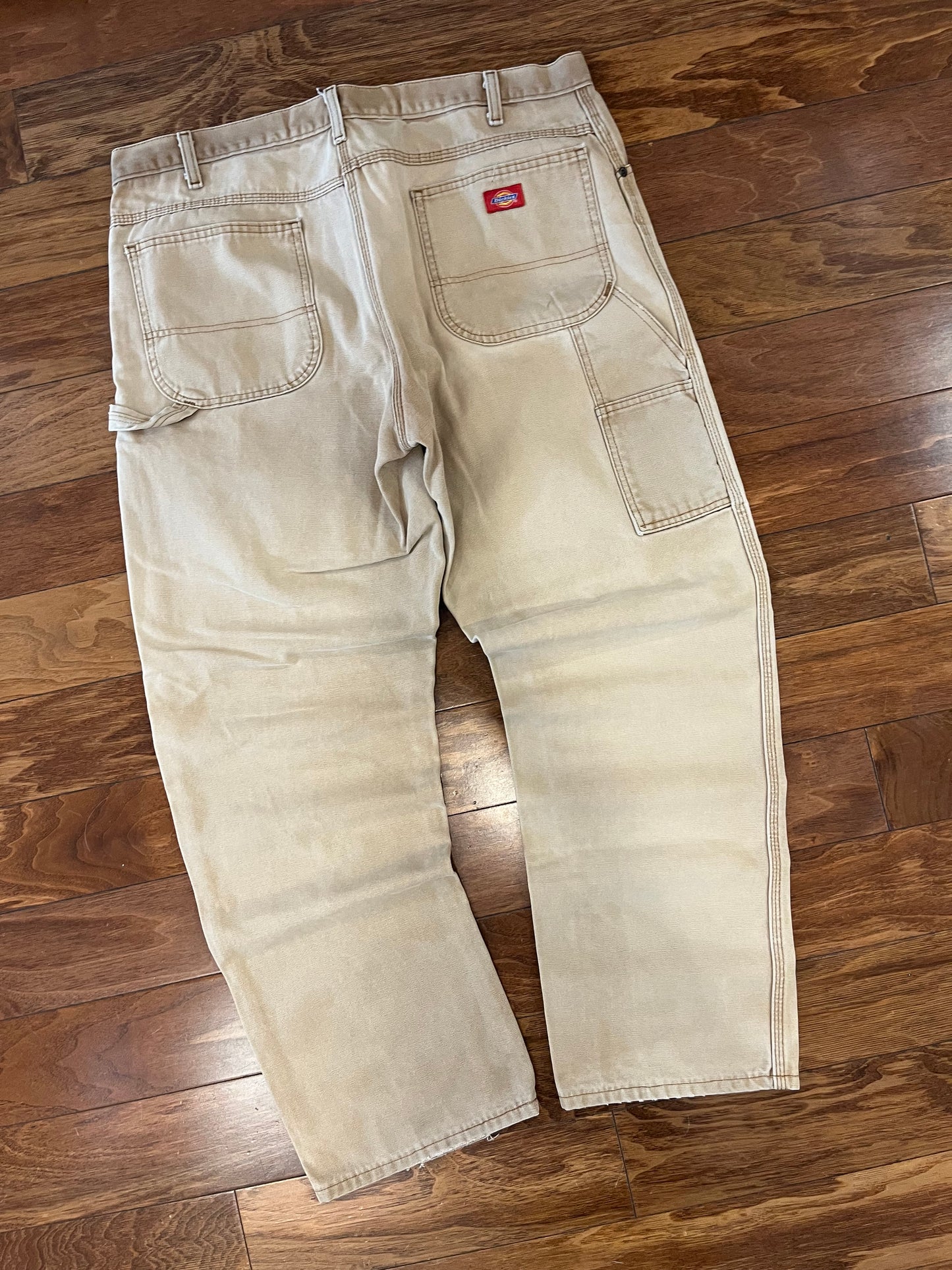 00s Dickies Faded Distressed Tan Workwear Pants (38 x 32)