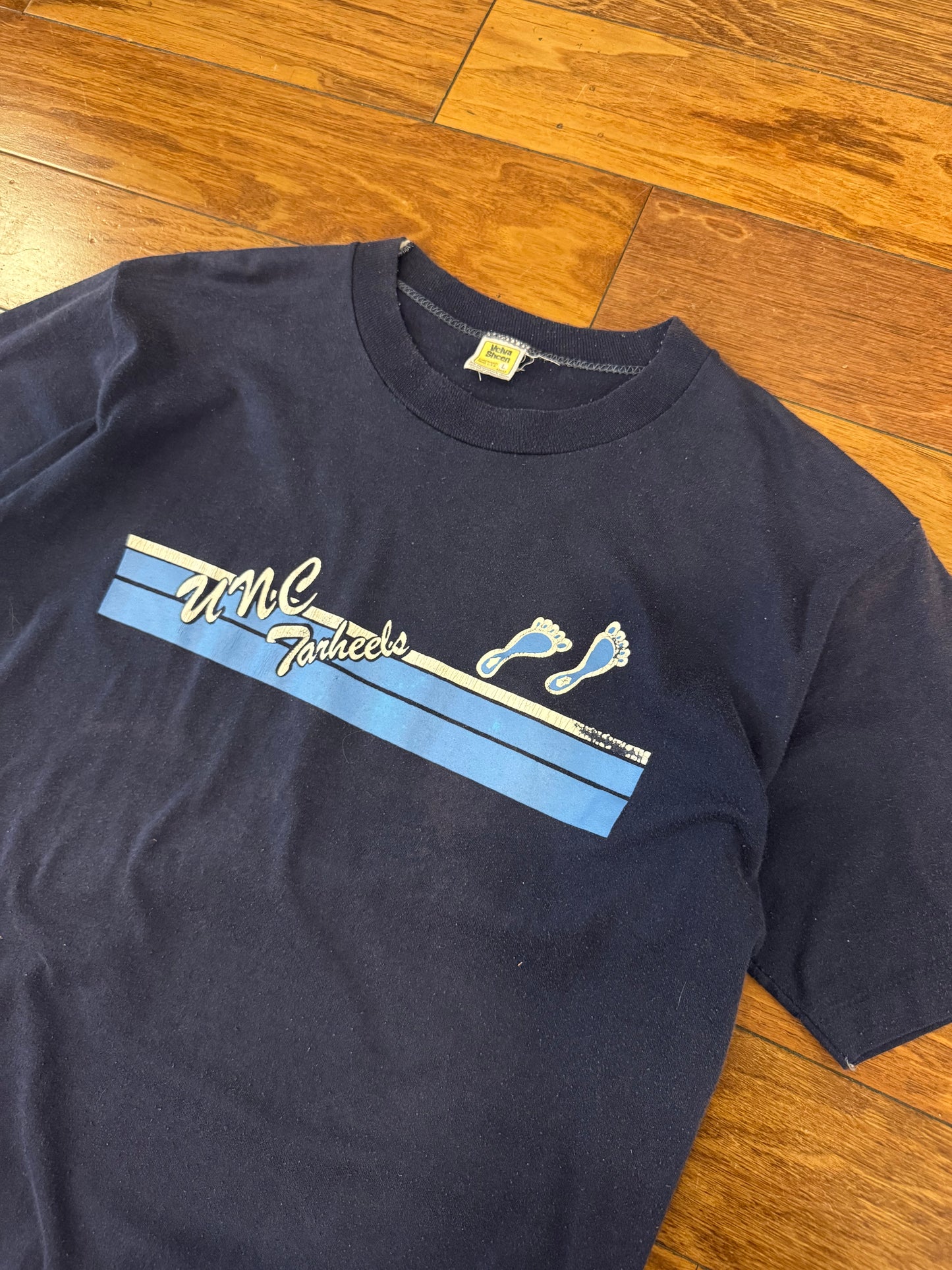 80s UNC Tar Heels Faded Vintage Tee (L)