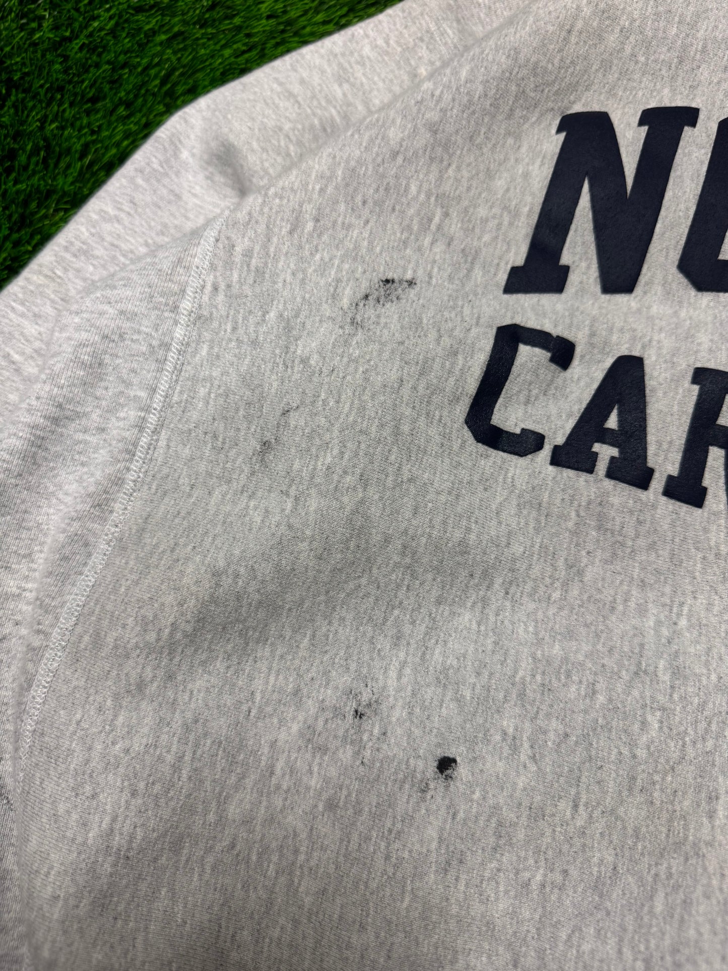 90s University of North Carolina UNC Spell Out Paint Stained Vintage Crewneck (L)