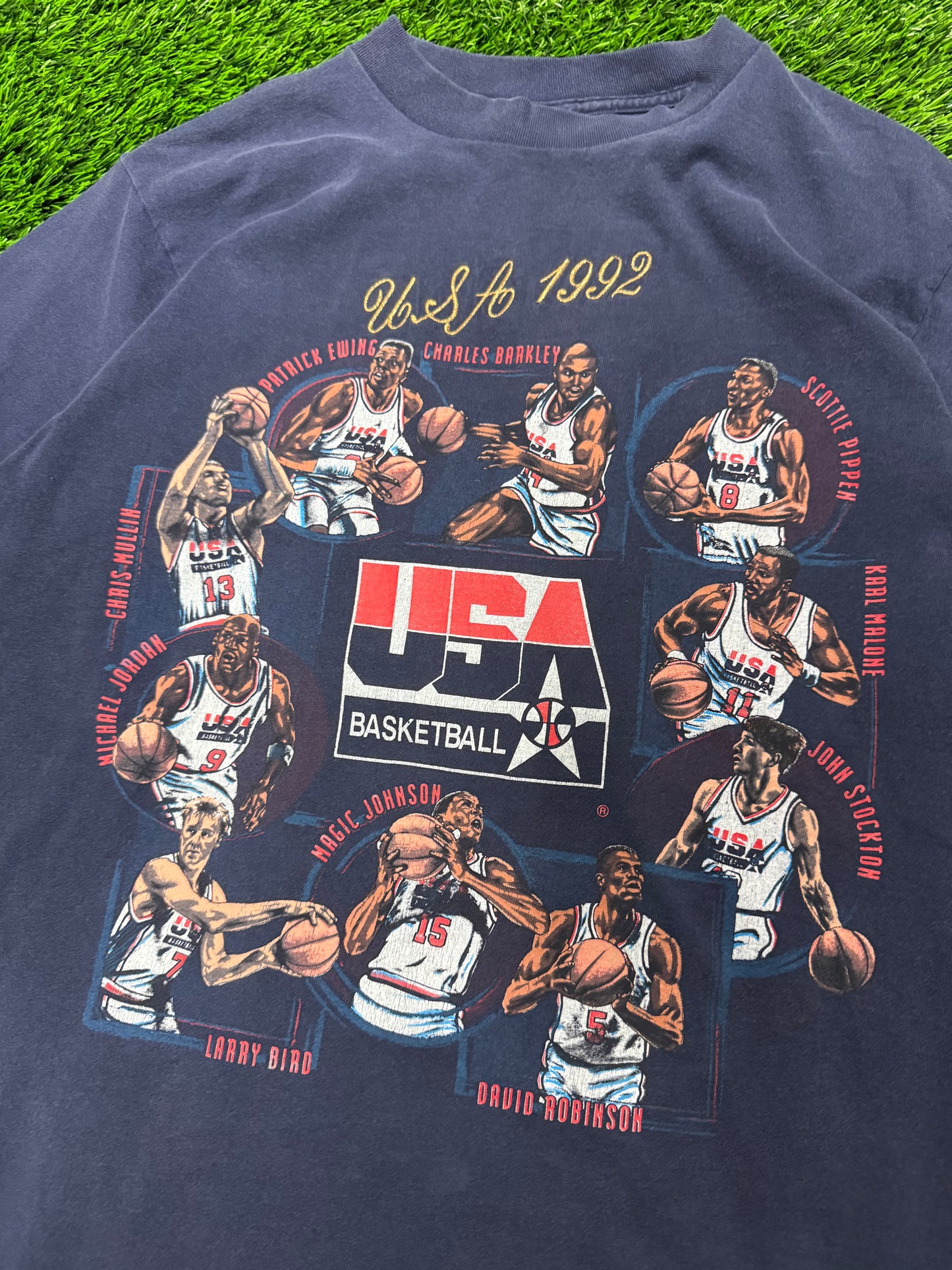 1992 USA Basketball Nutmeg Graphic Vintage Tee (L)