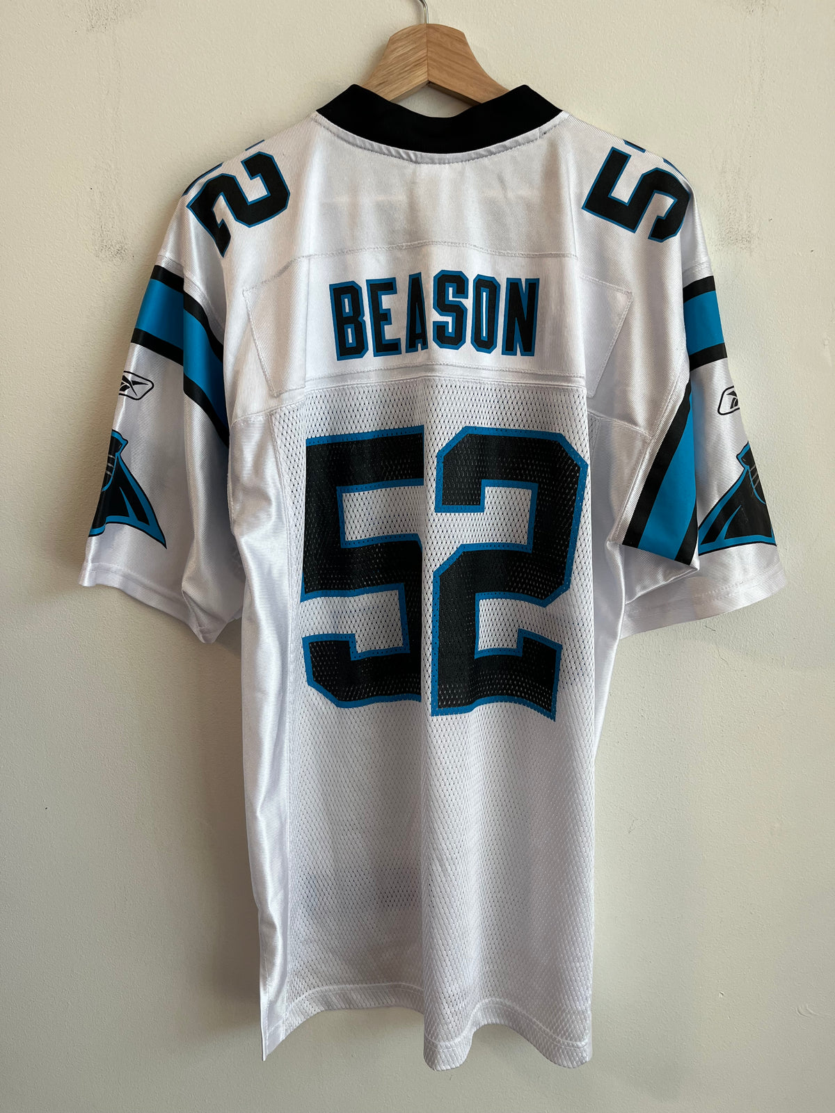 2000s Carolina Panthers Jon Beason White Away Jersey (M)