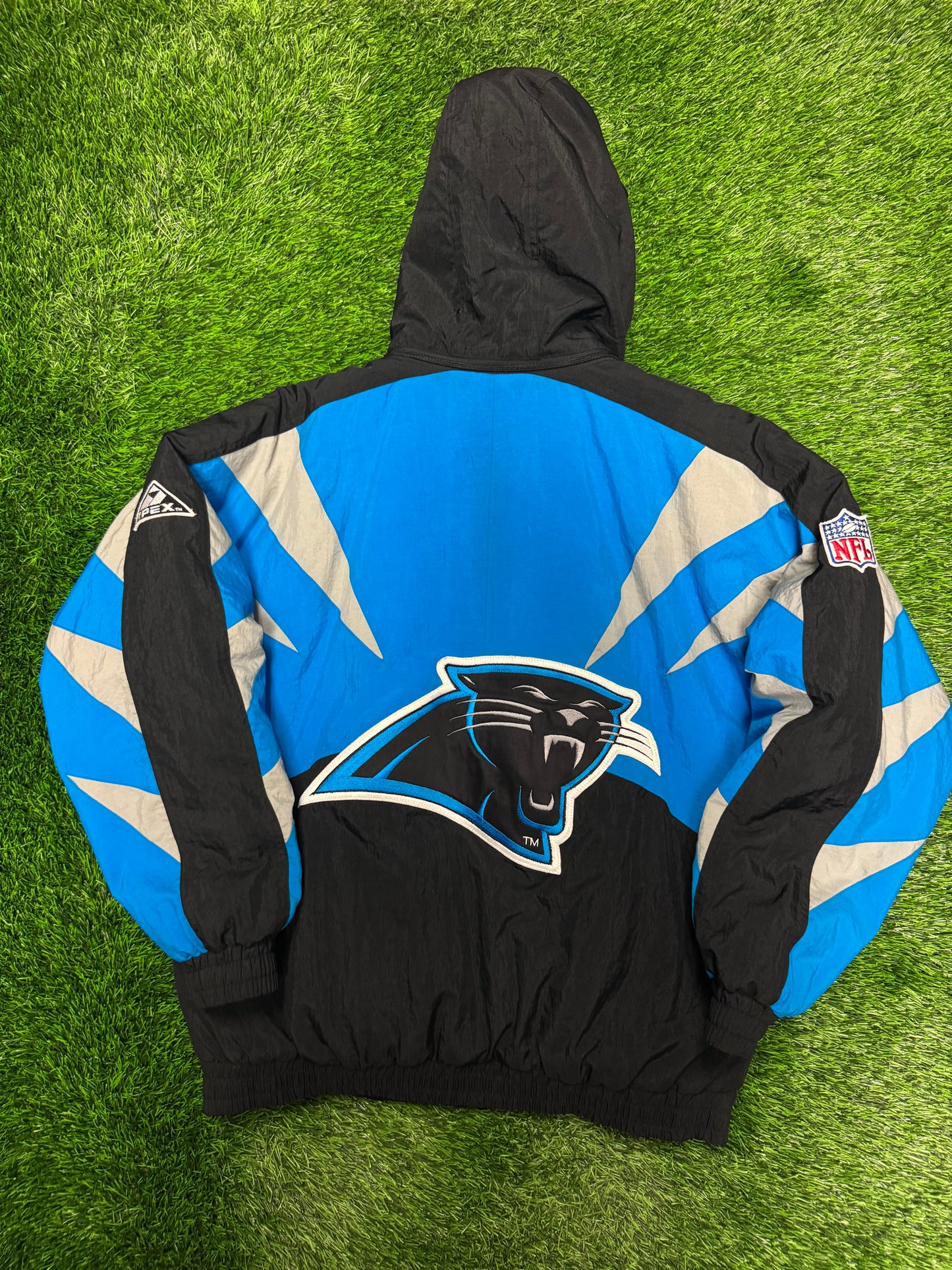 90s Carolina Panthers Color Rush Shark Tooth Apex Puffer Jacket (L)