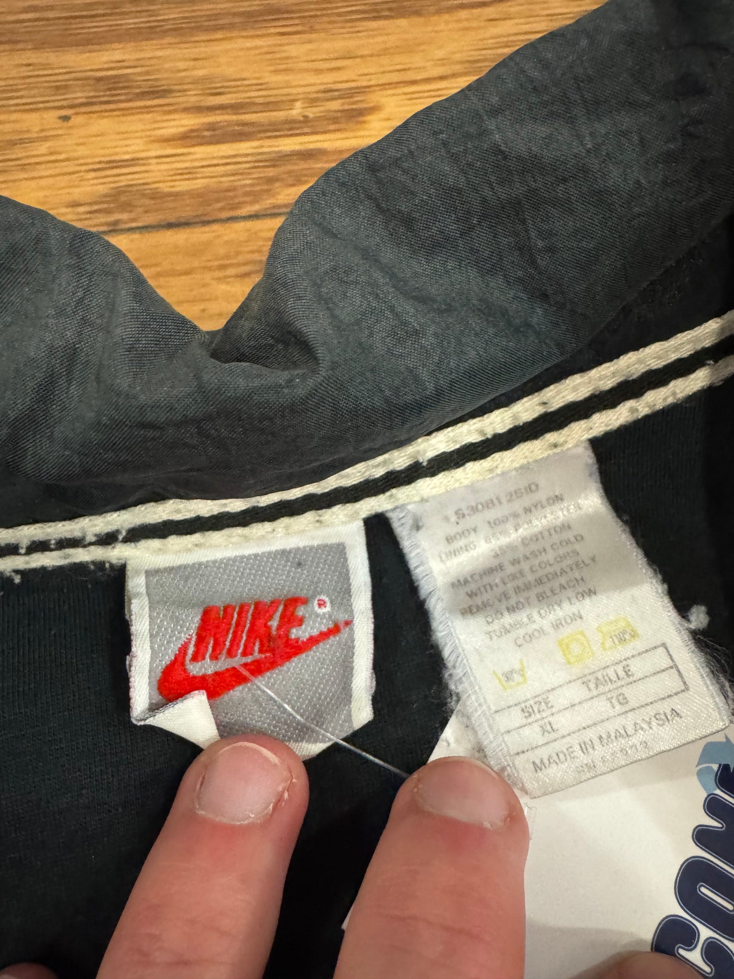 90s Nike Faded Supreme Court Black Windbreaker (XL)