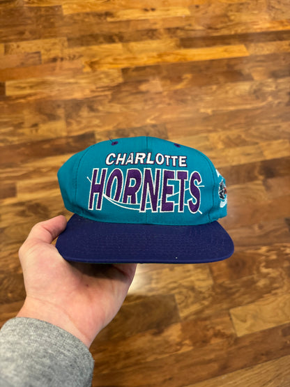 90s Charlotte Hornets Two Tone Spell Out Hat (OS)