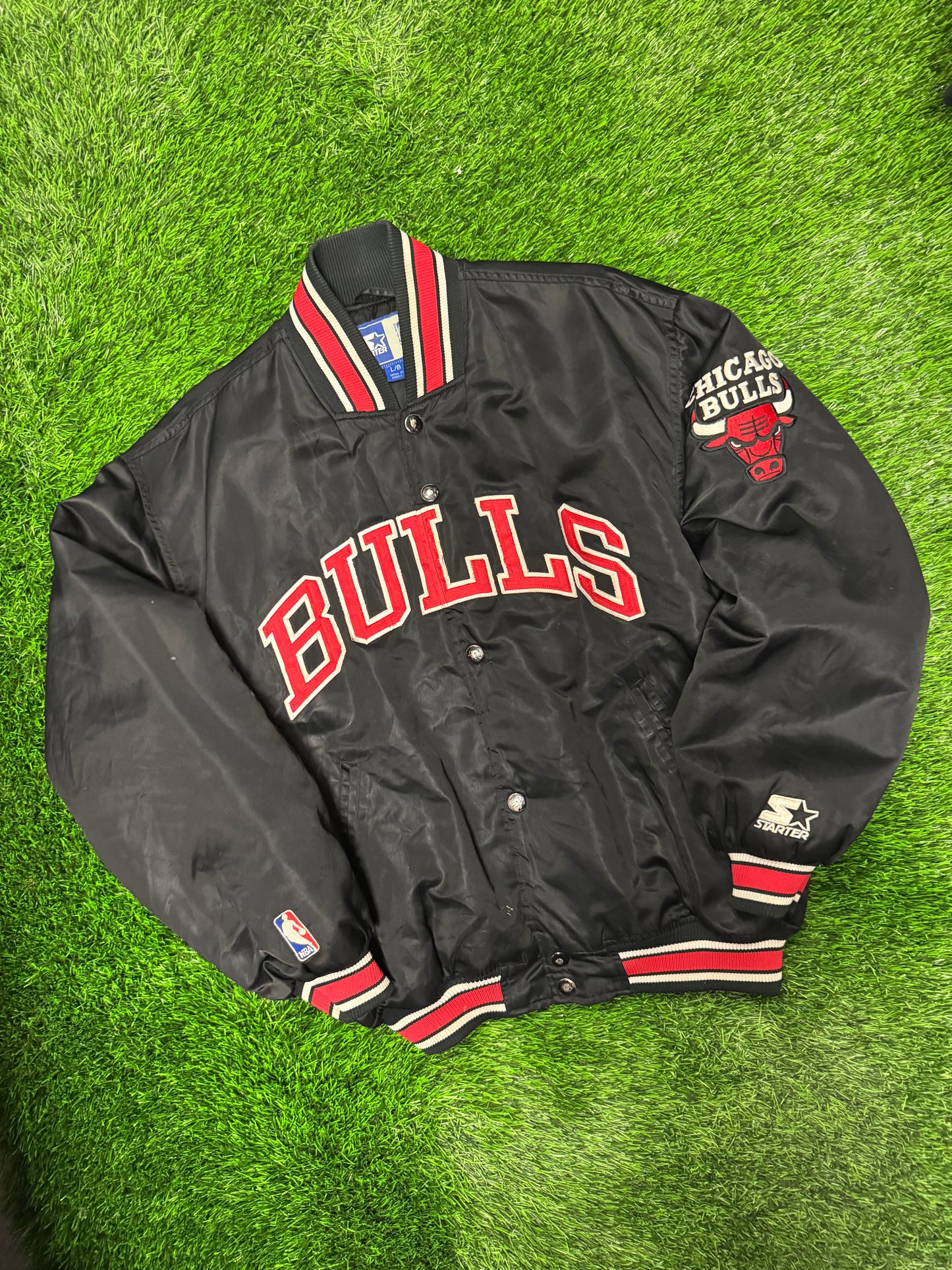 90s Chicago Bulls Vintage NBA Starter Spell Out Jacket (L)