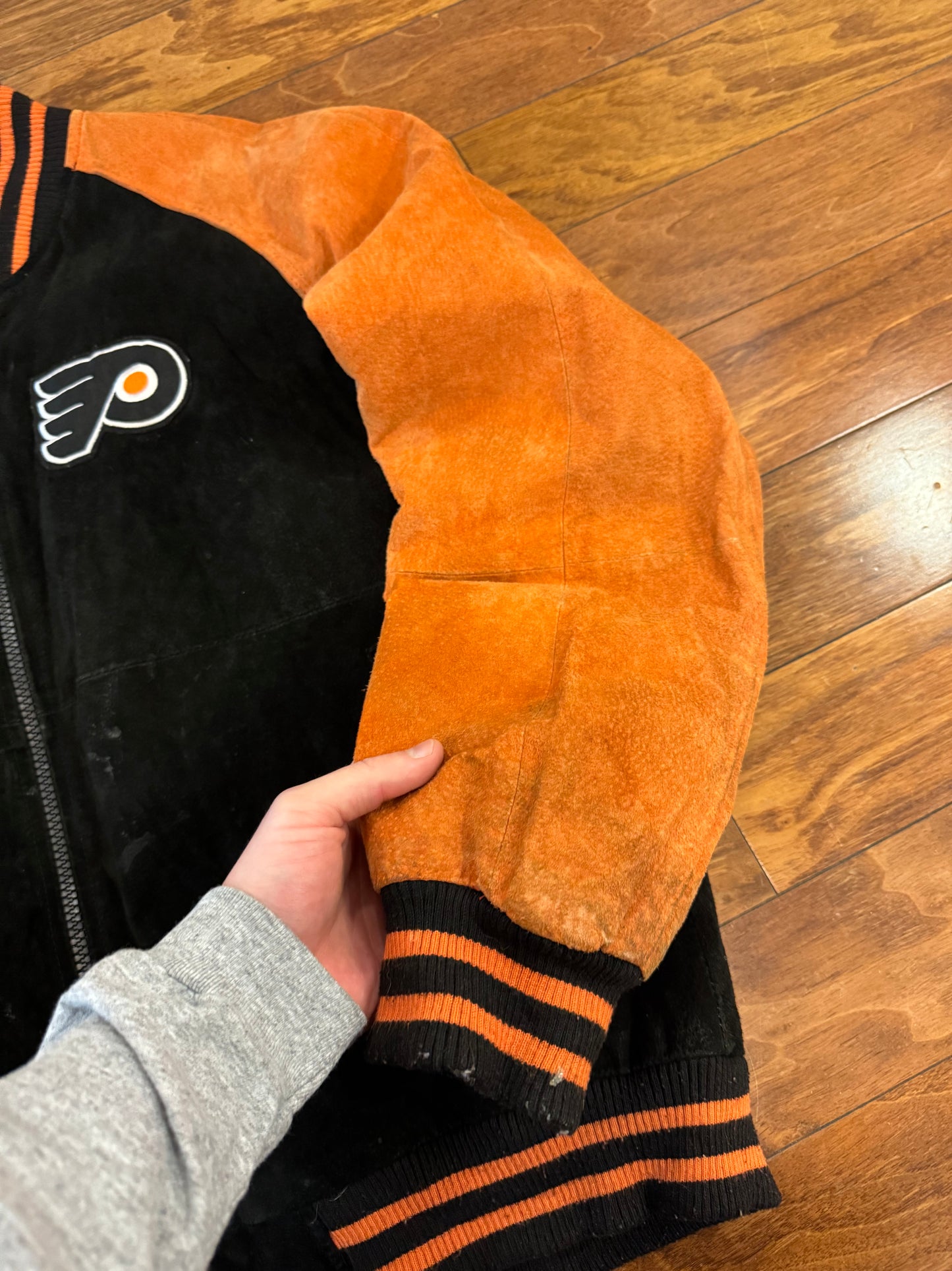 00s Philadelphia Flyers Vintage Suede Stained NHL Jacket (L)