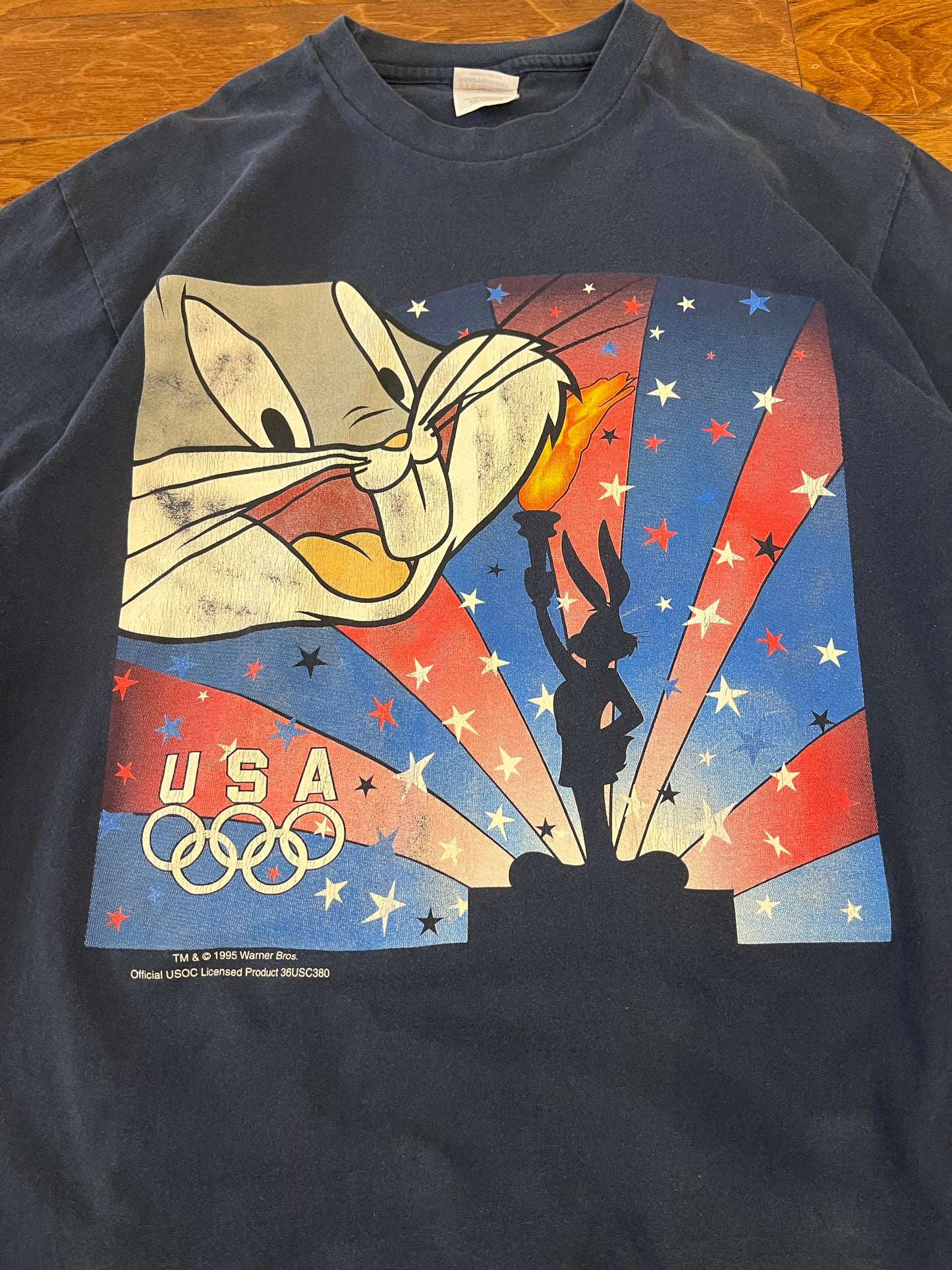 1995 Bugs Bunny Olympics Looney Tunes Graphic Tee (L)