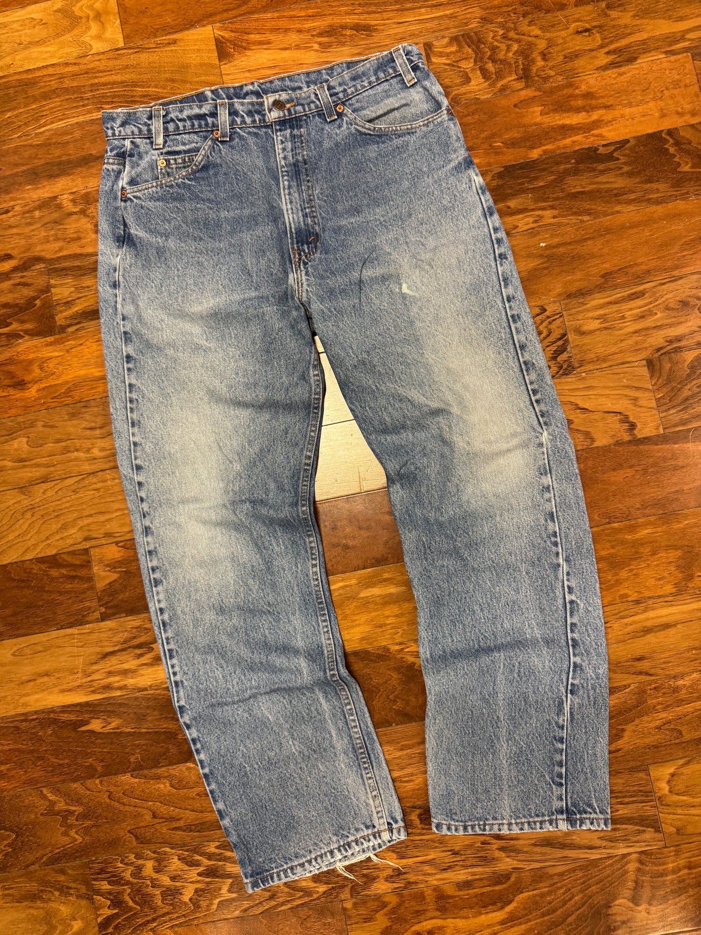 1998 Levi's Mid Wash Orange Tab Jean (36 x 32)