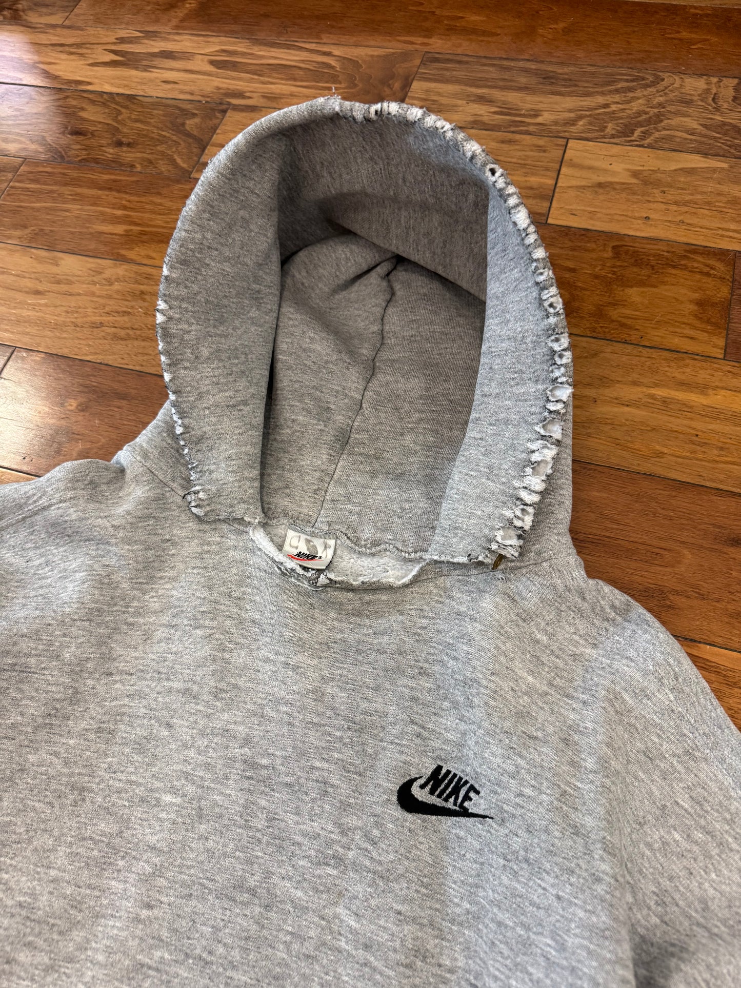 90s Nike Left Chest Swoosh Thrashed Hoodie (XL)