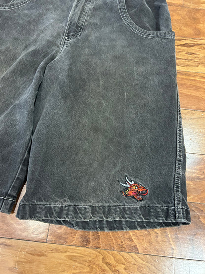 00s JNCO Dragon Vintage Baggy Shorts (32)
