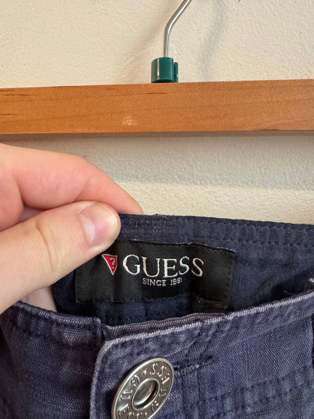 00s Guess Faded Utility Navy Shorts (34)