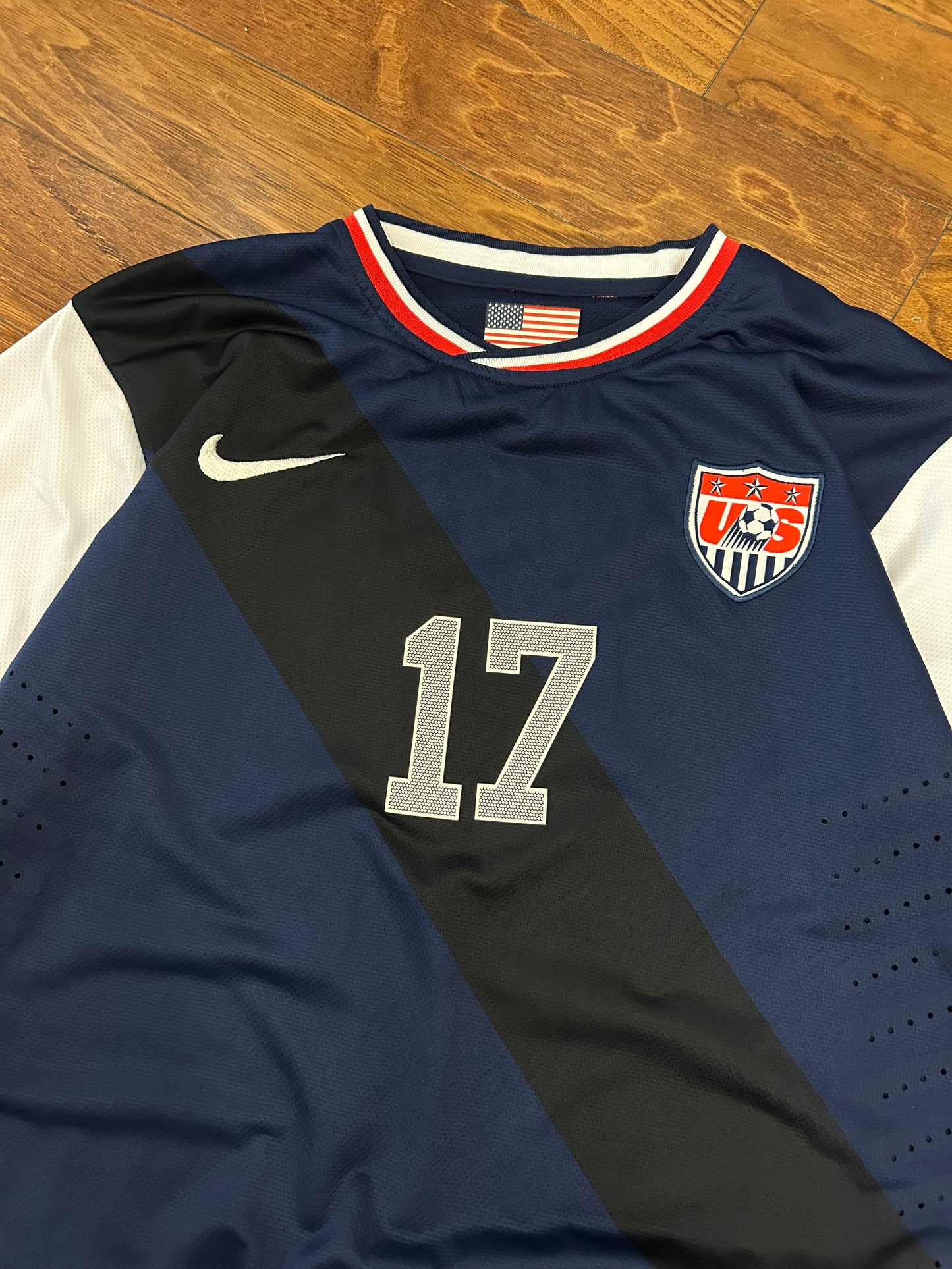 USA Nike Jozy Altidore #17 Away Soccer Jersey 2001 Kit (M)