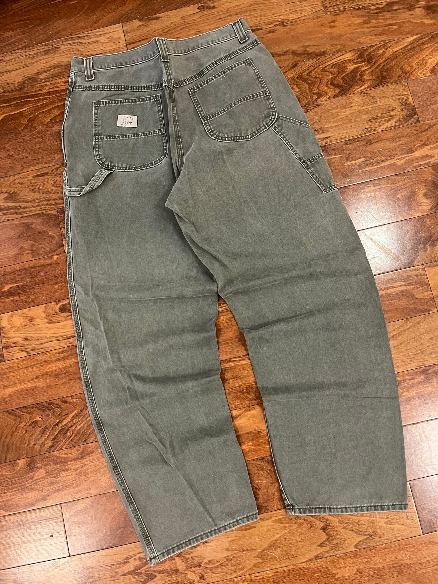00s Lee Riveted Olive Carpenter Pants (34 x 32)