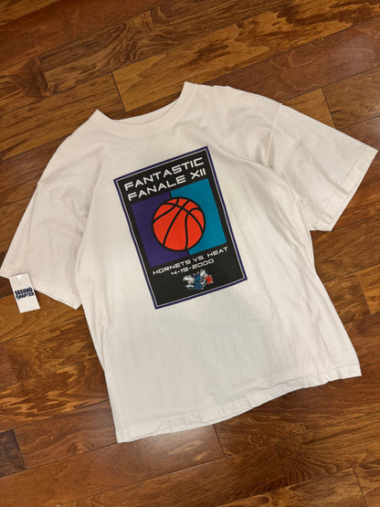 2000 Charlotte Hornets v Miami Heat Tee (XL)