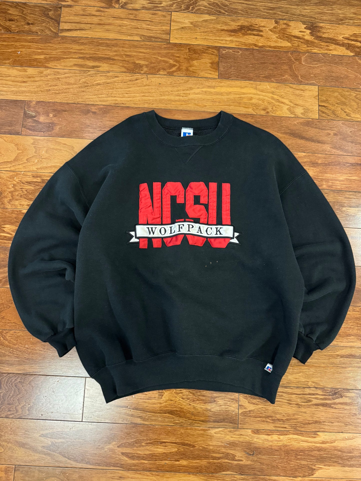 90s NC State University (NCSU) Embroidered Russell Athletics Vintage Crewneck (XXL)