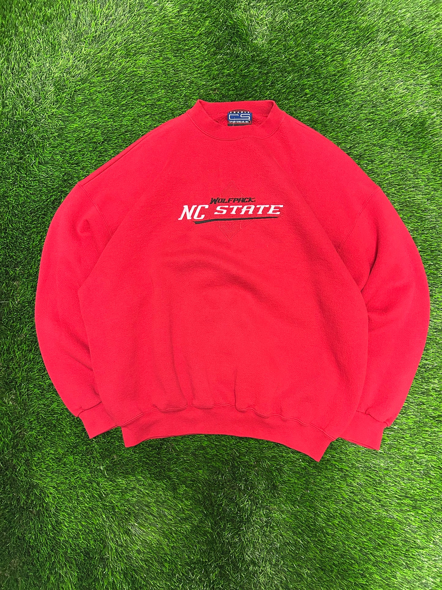 90s NC State University (NCSU) Embroidered Red Fleece Crewneck (XL)