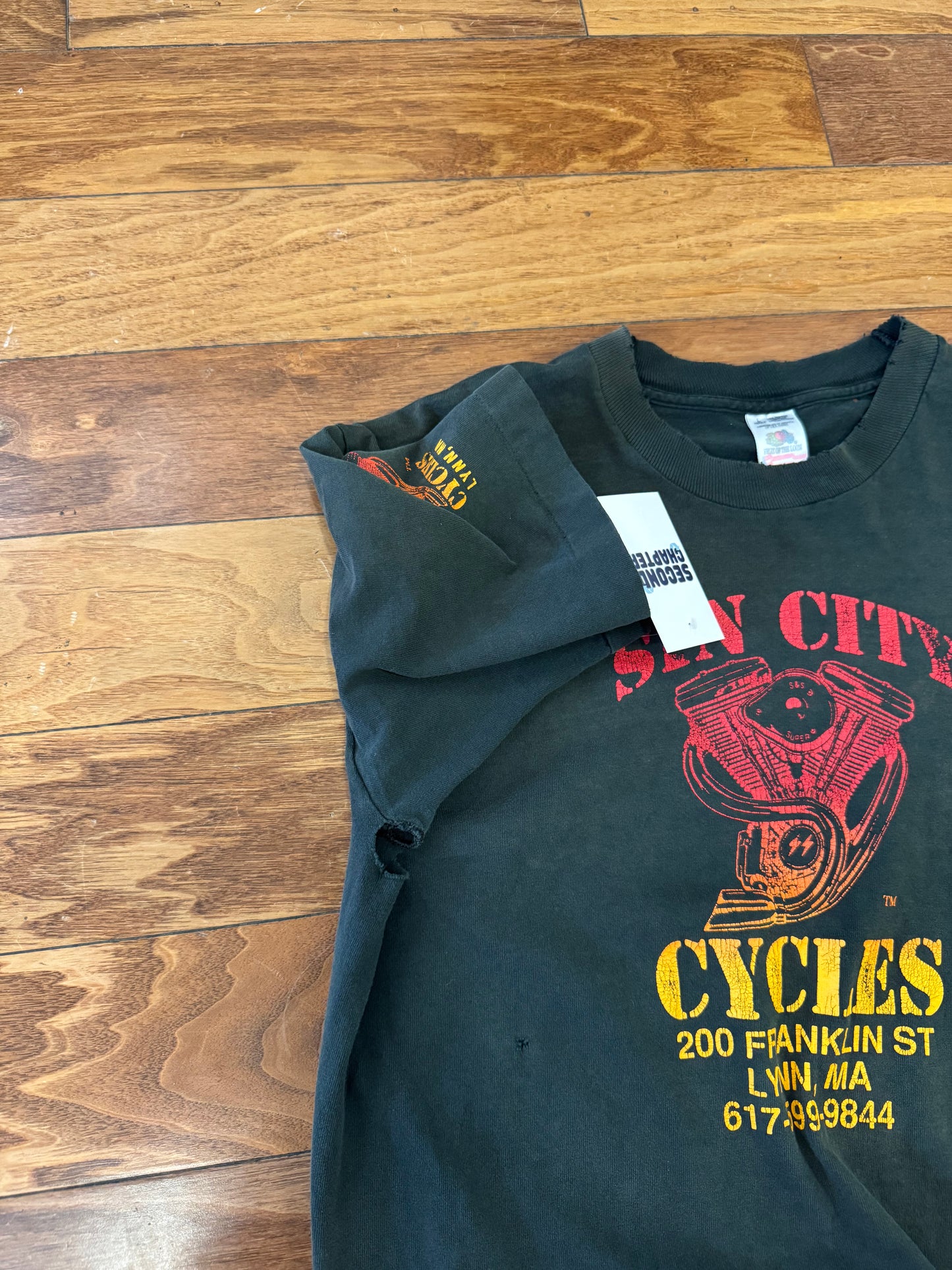 90s Sin City Cycles Thrashed Graphic Tee (L)