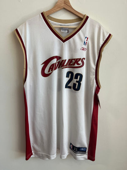 00s Cleveland Cavaliers Lebron James Reebok Away Jersey (XL)