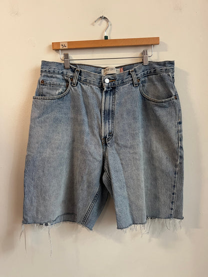 2007 Levi's 560 Baggy Light Wash Shorts (36)