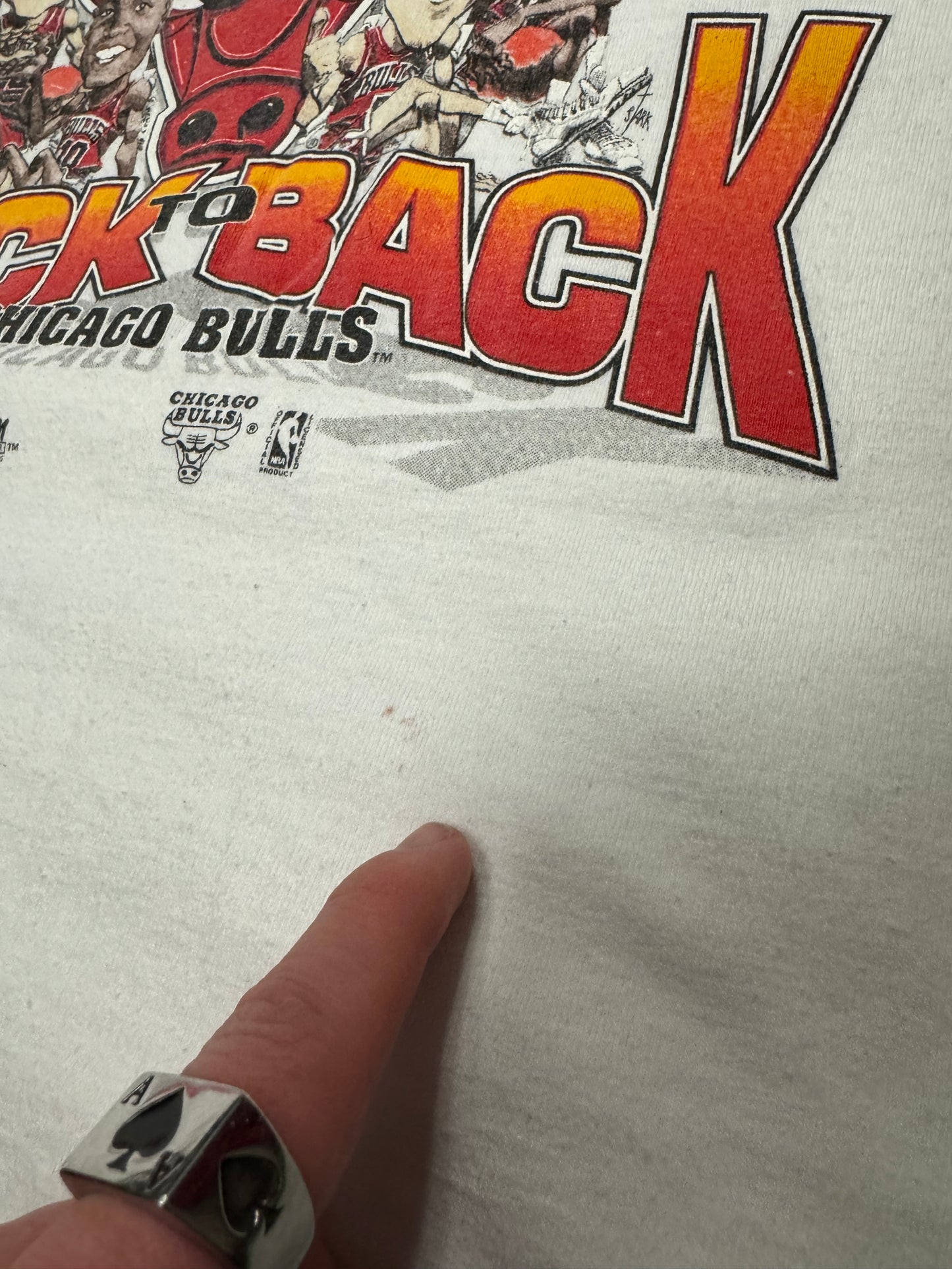 1992 Chicago Bulls Vintage NBA World Champs Caricature Tee (L)