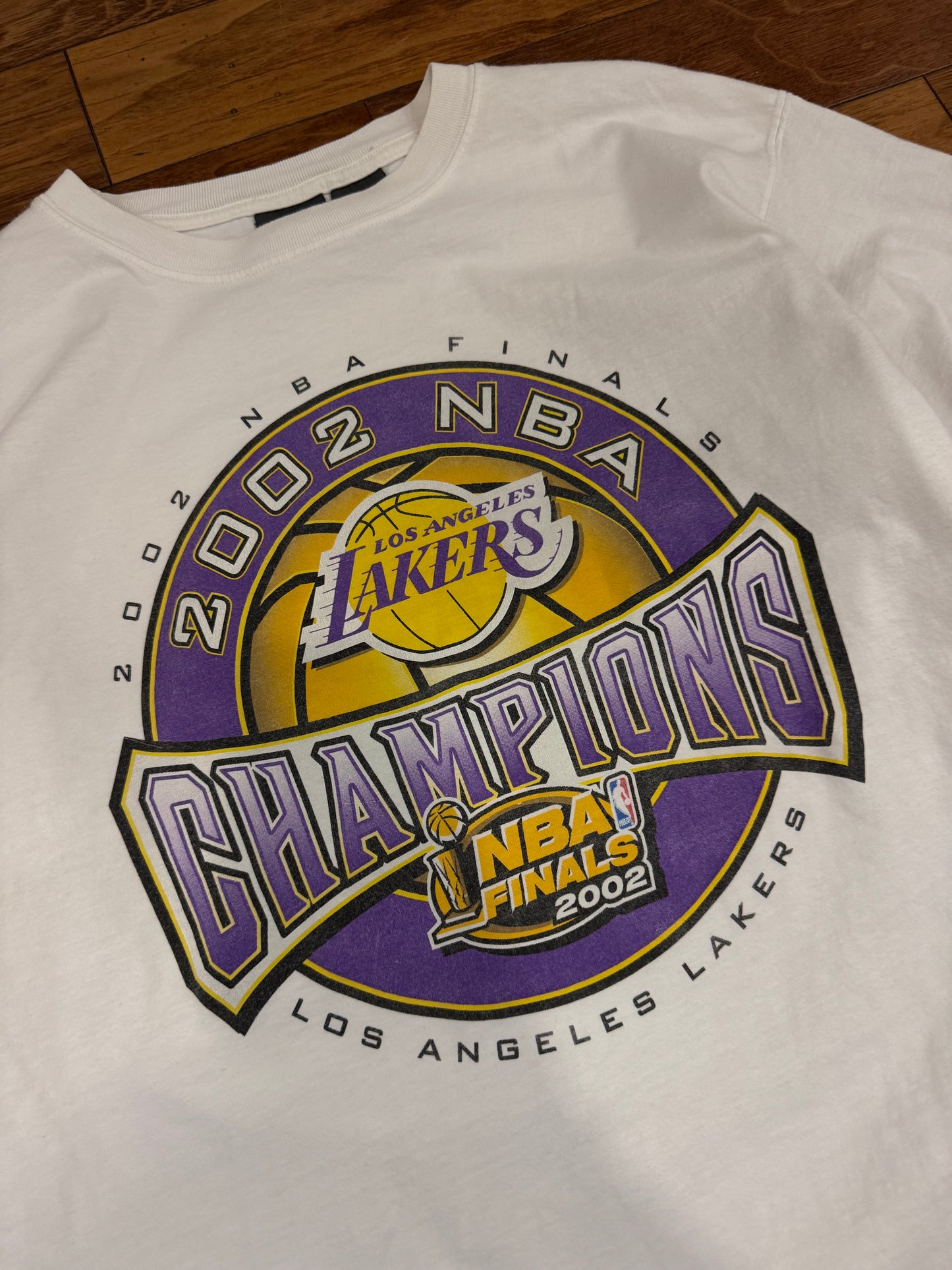 2002 LA Lakers NBA Finals Tee (L)
