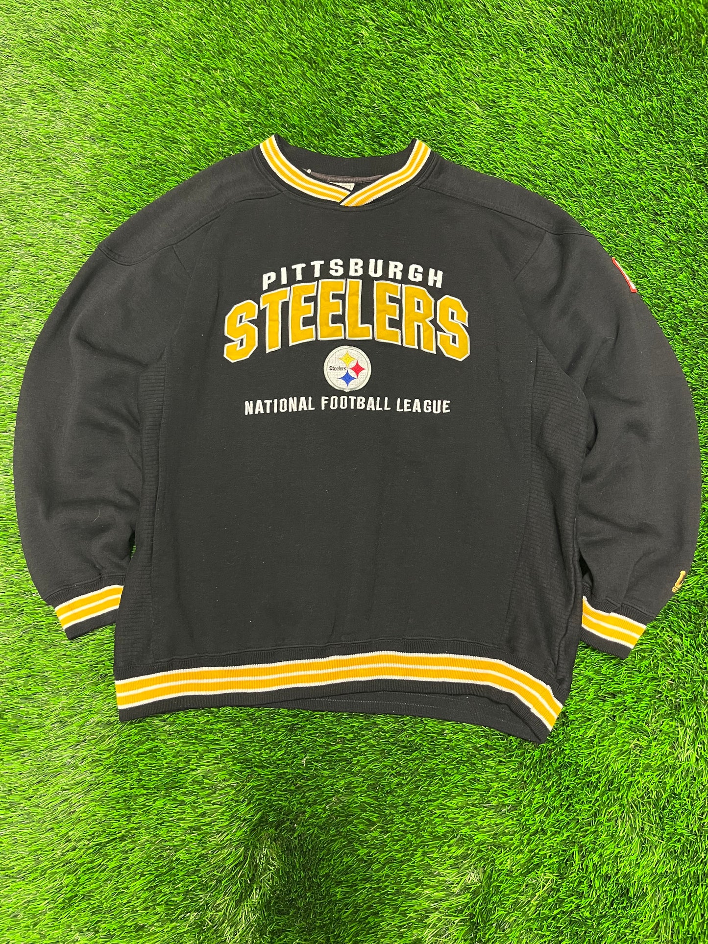 90s Pittsburgh Steelers Embroidered Lee Crewneck (L)