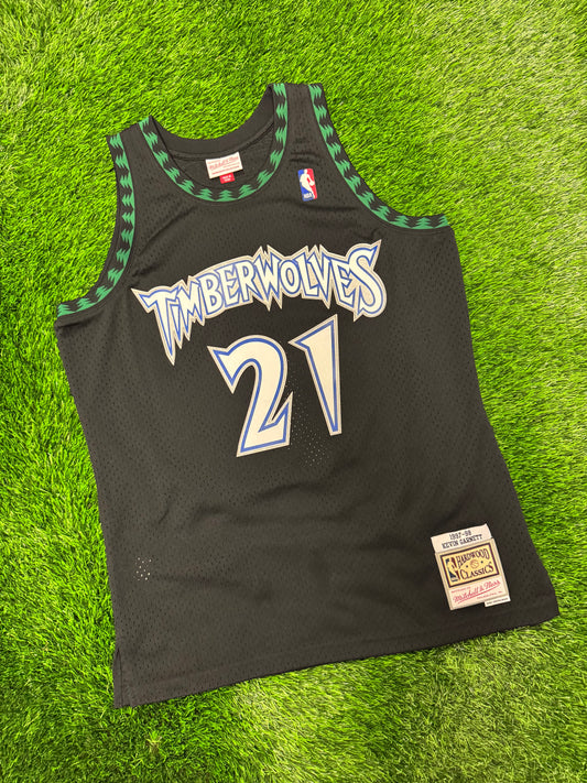 Minnesota Timberwolves Kevin Garnett Mitchell & Ness Retro NBA Jersey (L)