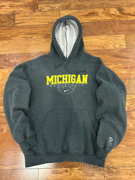 00s Michigan University Nike Basketball Hoodie (L)