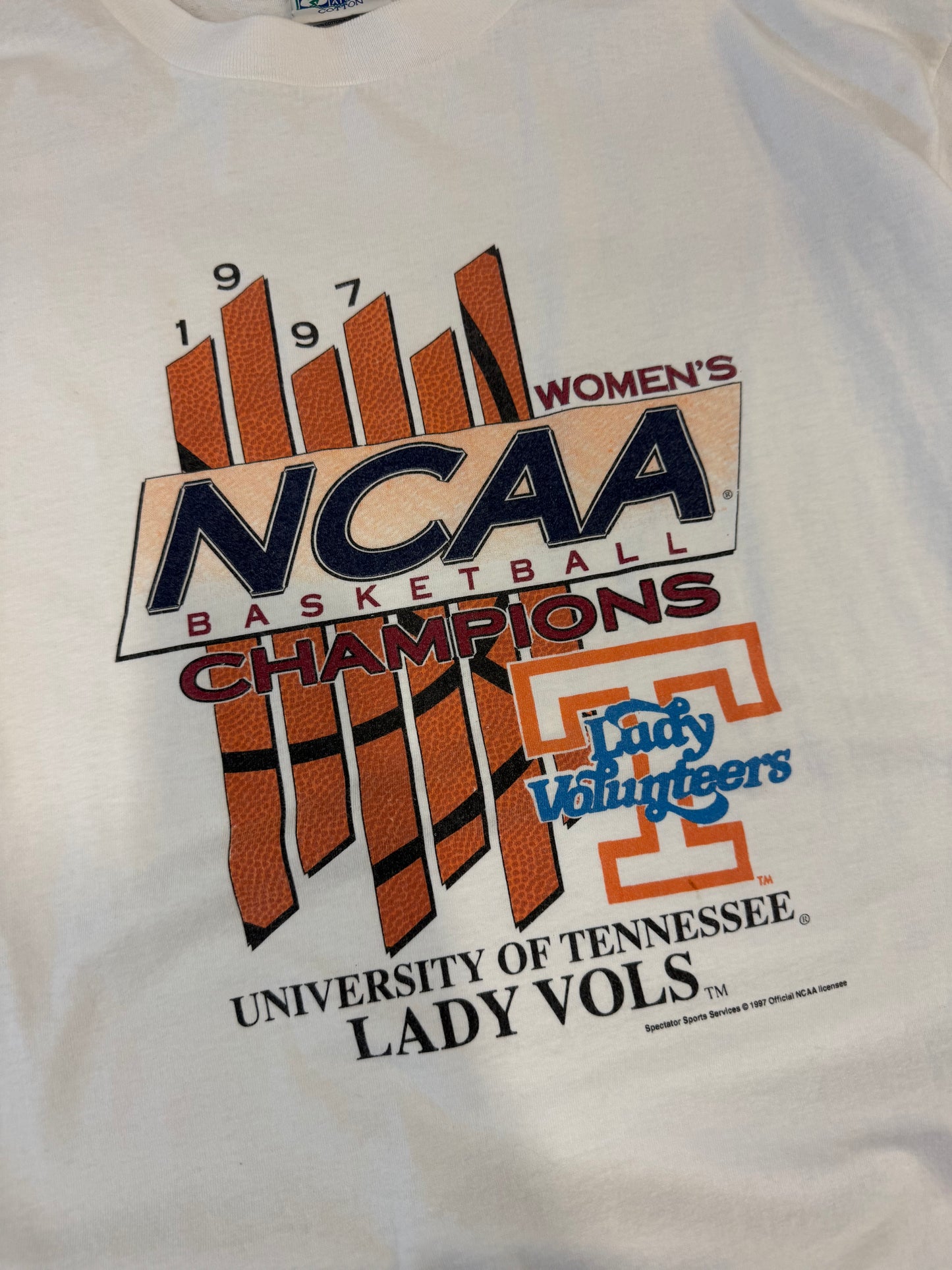 1997 Tennessee Lady Vols Basketball Champs Cropped Tee (XL)