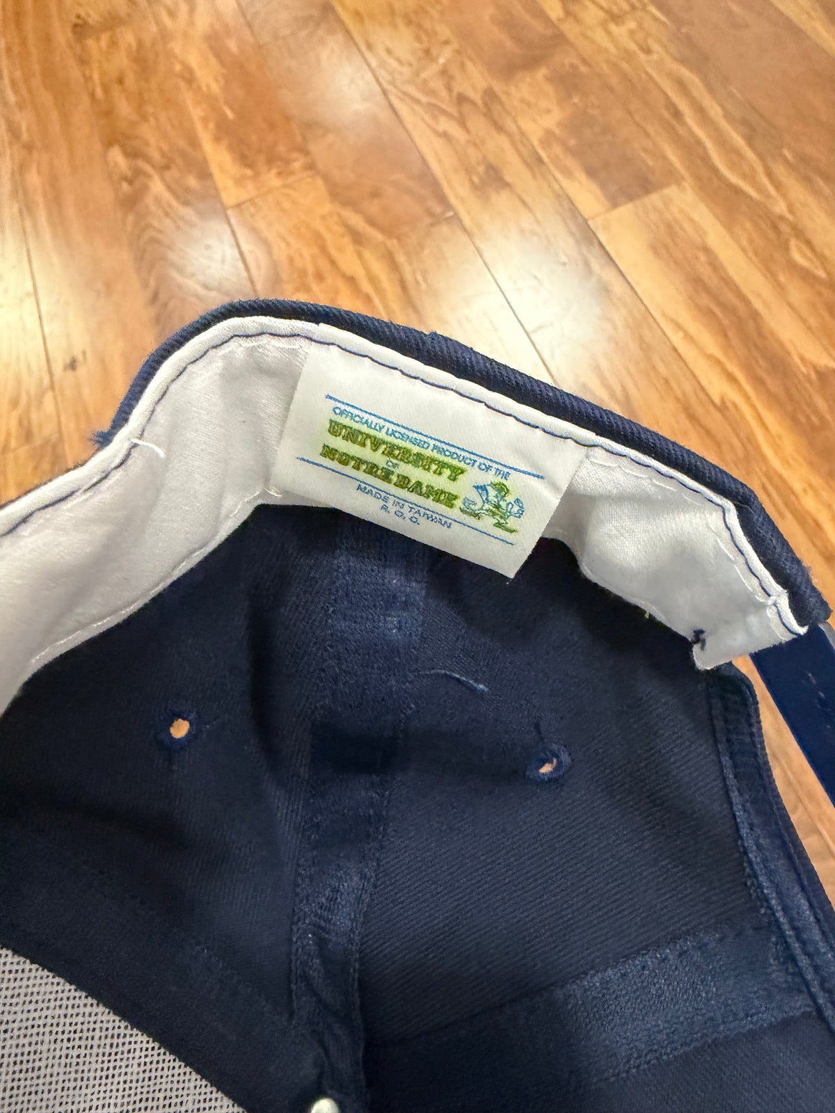 90s Notre Dame Spell Out Deadstock Hat (OS)
