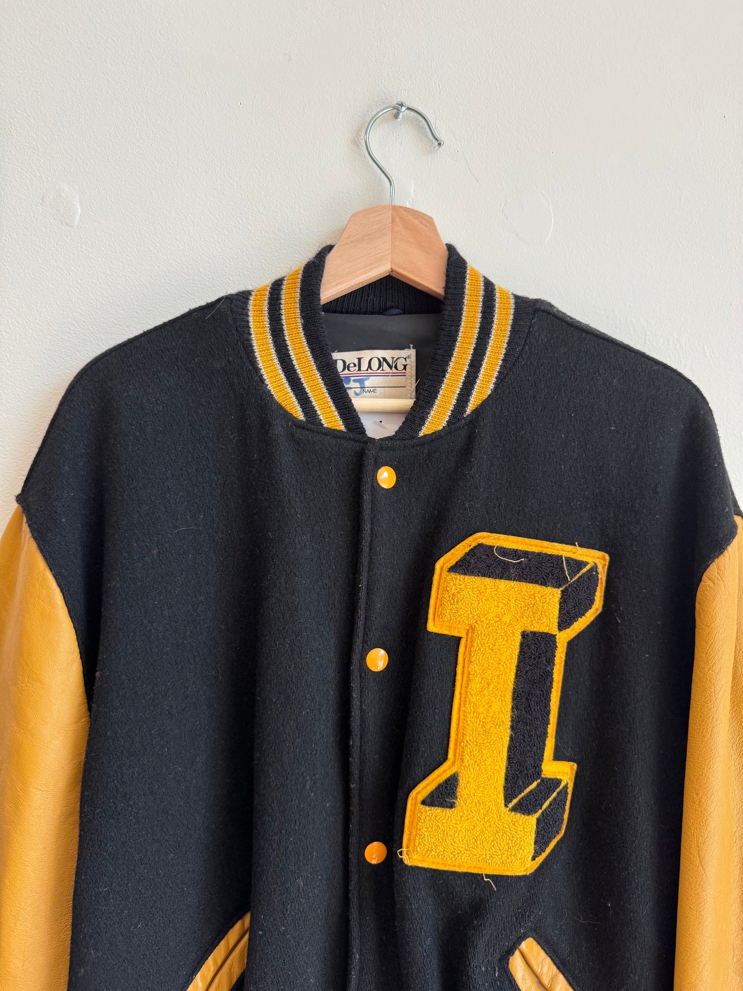 80s Iowa True Vintage DeLong Varsity Jacket (L)